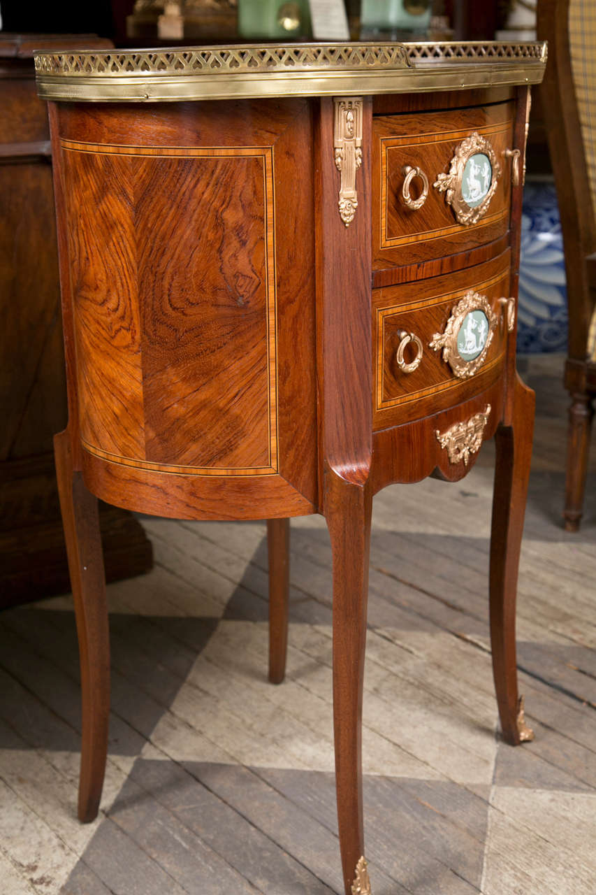 Marble bedside table Marble bedside table