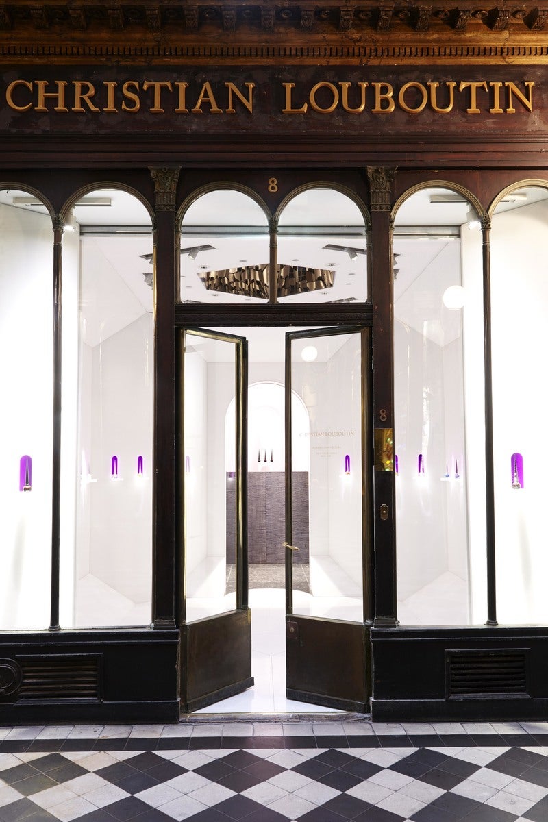 Boutique Christian Louboutin Beauty By Pierre Yovanovitch Architecture Dinterieur Boutique Christian Louboutin Beauty By Pierre Yovanovitch Architecture Dinterieur