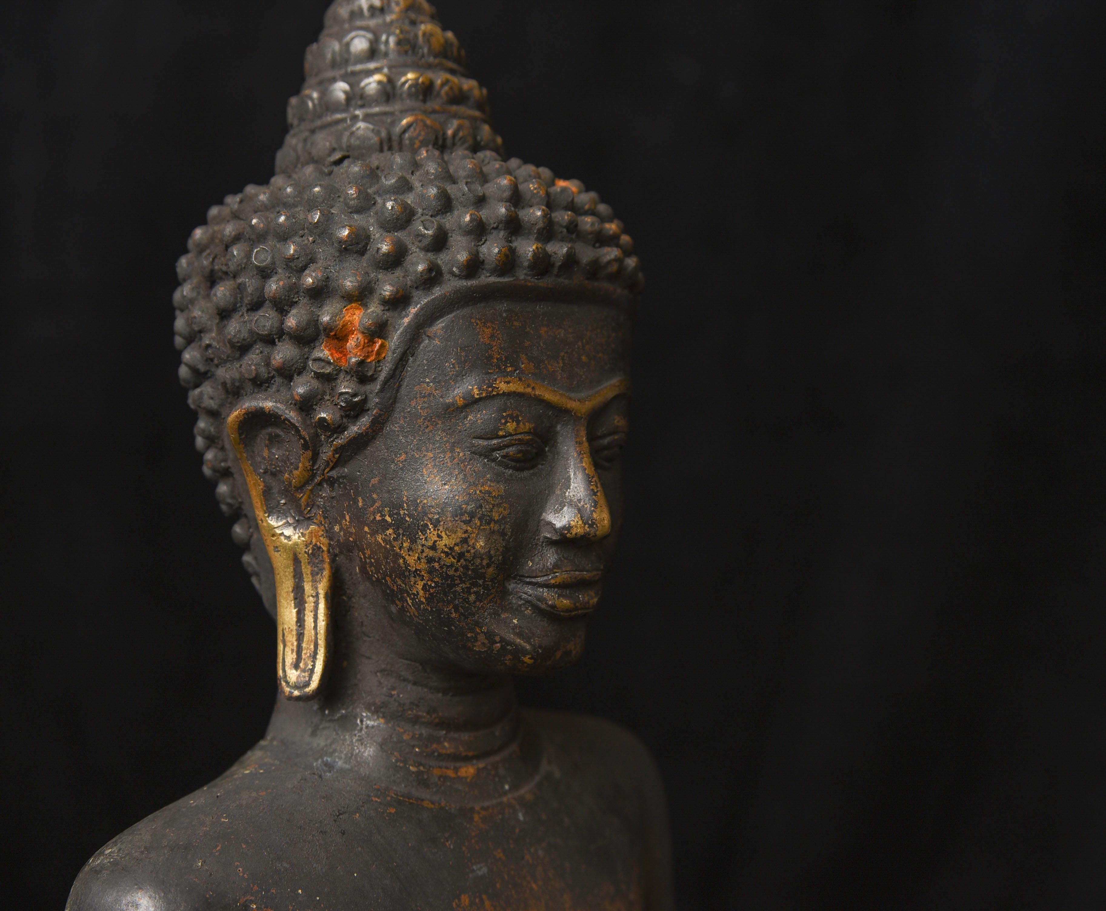  13thC. Fantastic, Southern Thai Buddha with a strong Khmer. For Sale 11