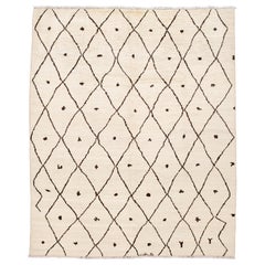 21st- Century Modern Geometric Moroccan-Style Ivory Wool Rug