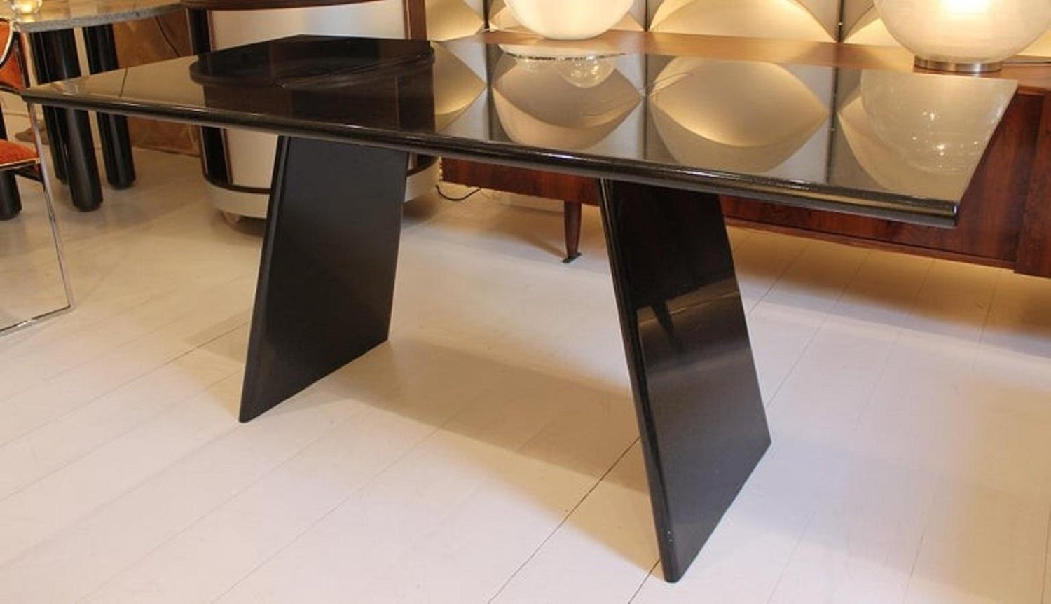 Asolo" Table by Angelo Mangiarotti in Black Granite, Italy, circa 1980 For  Sale at 1stDibs