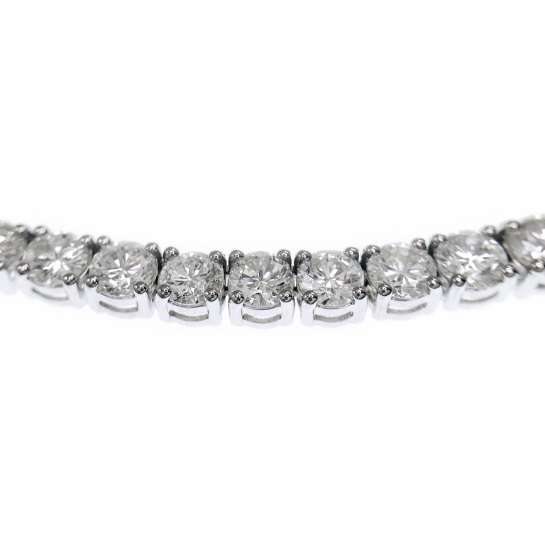 28.77 Carat 18 Karat Graduated Diamond Eternity Necklace In Excellent Condition For Sale In Palm Desert, CA