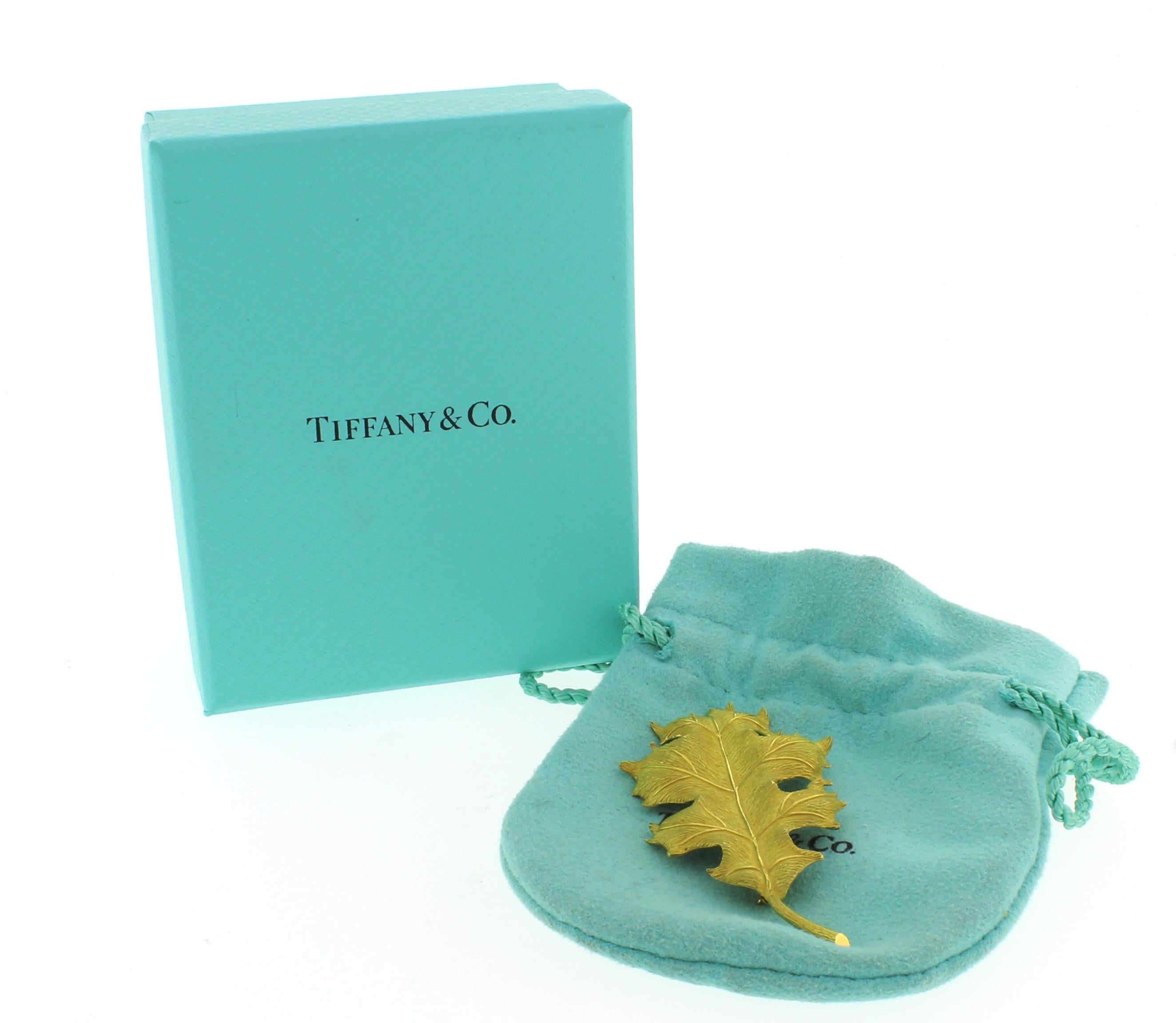 Tiffany & Co. Oak leaf Brooch Pin In Excellent Condition In Bethesda, MD