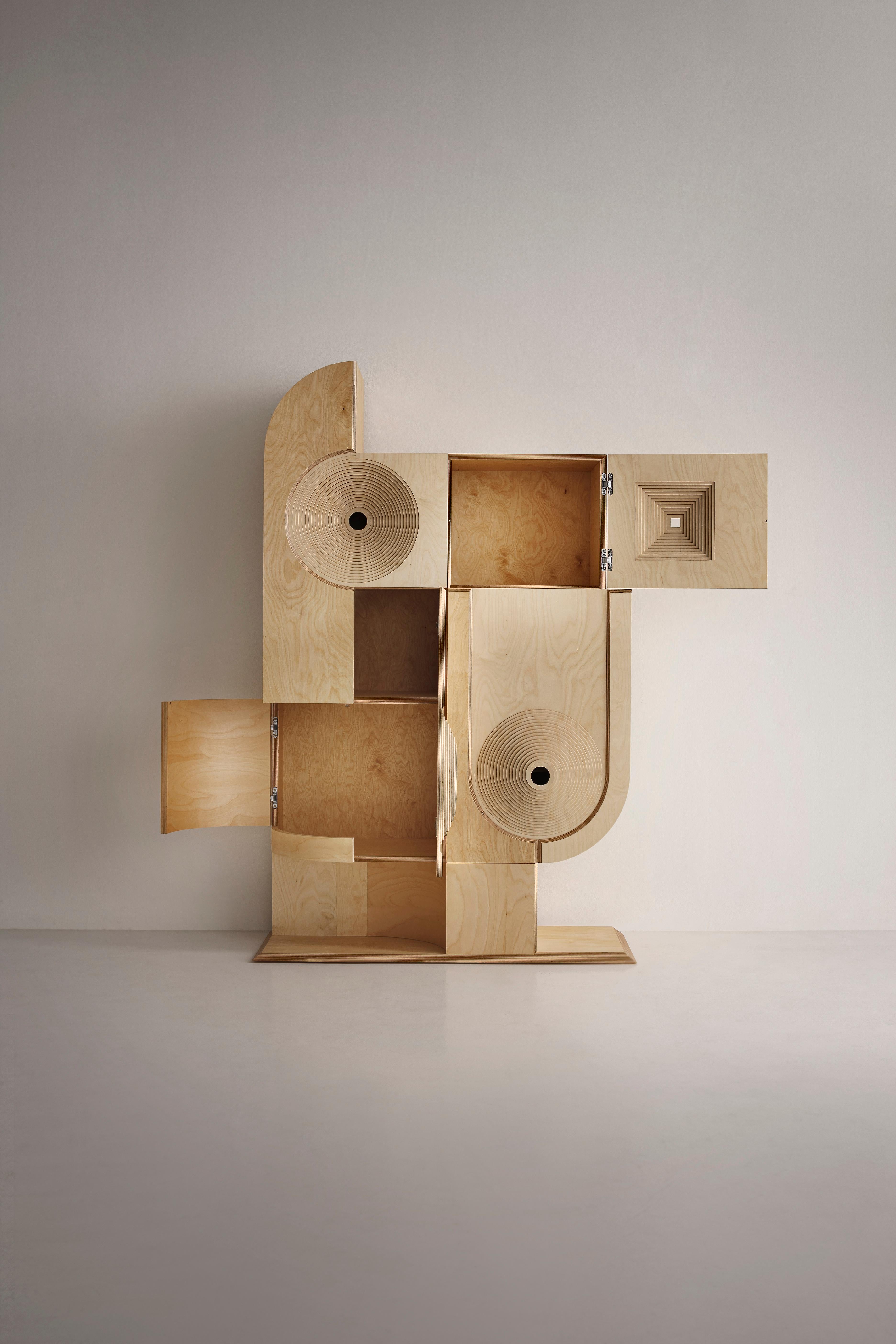 „Esme-Ralda“ Modernes skulpturales geschwungenes Sideboard aus Holz, hergestellt in Italien im Angebot 6