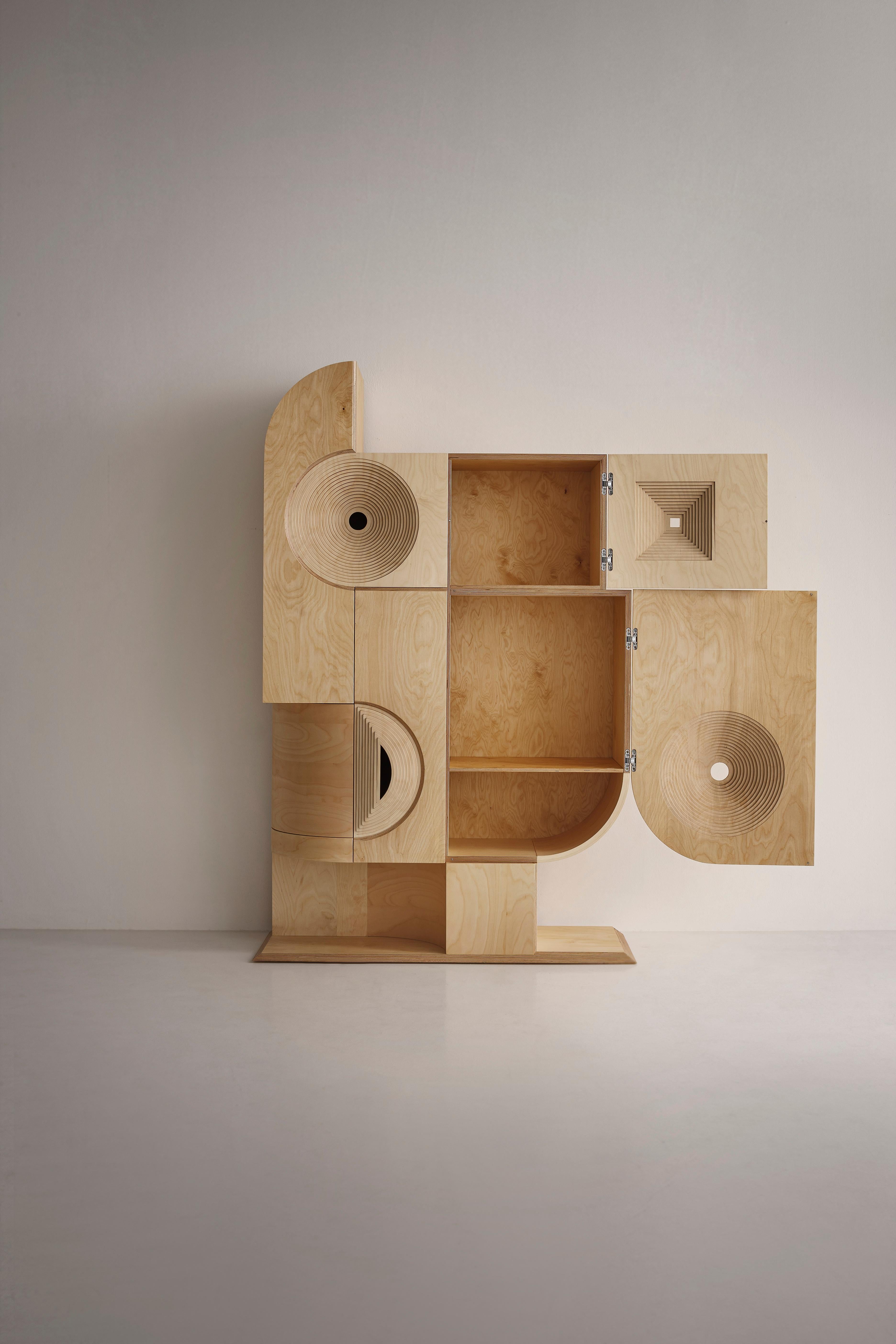 „Esme-Ralda“ Modernes skulpturales geschwungenes Sideboard aus Holz, hergestellt in Italien im Angebot 8