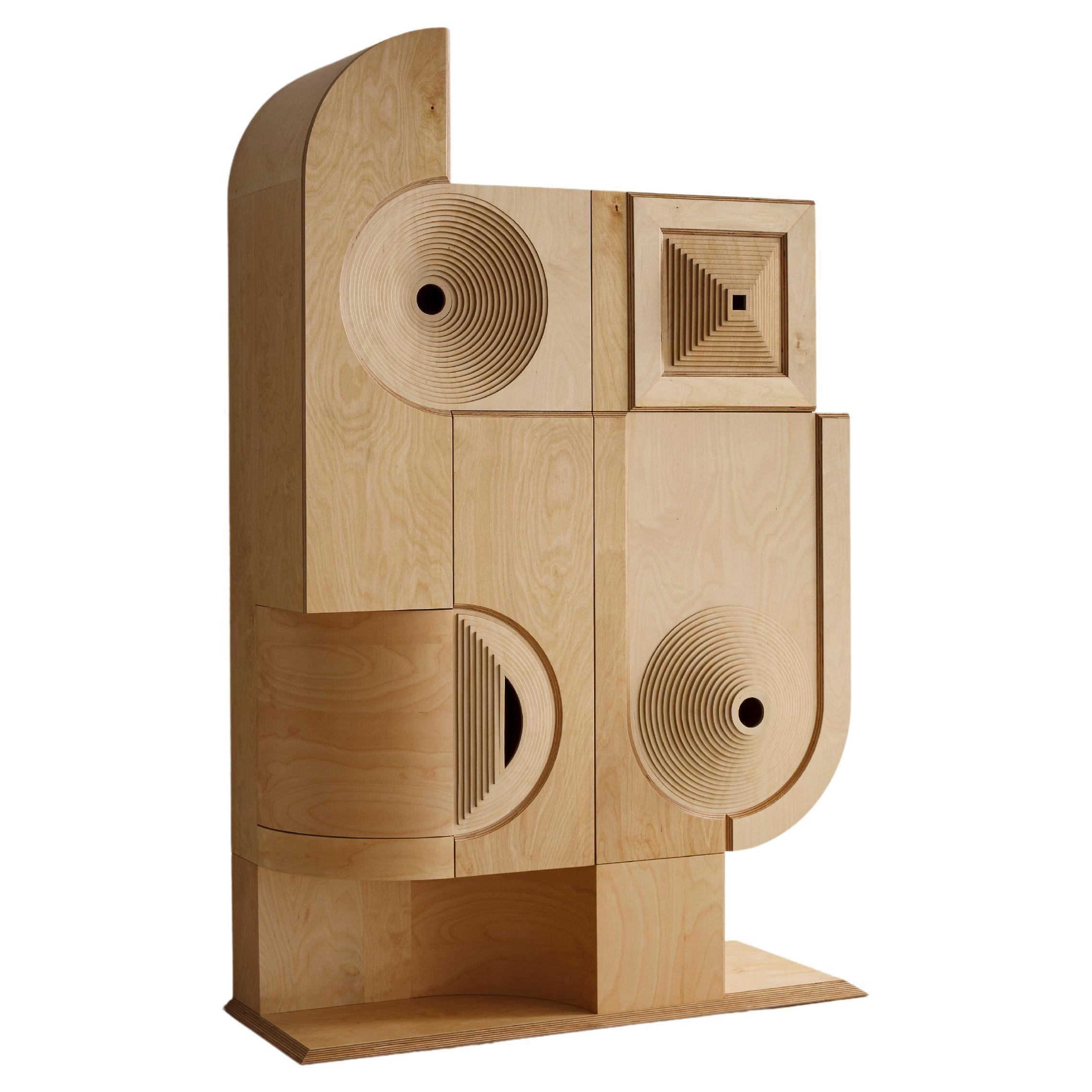 „Esme-Ralda“ Modernes skulpturales geschwungenes Sideboard aus Holz, hergestellt in Italien im Angebot