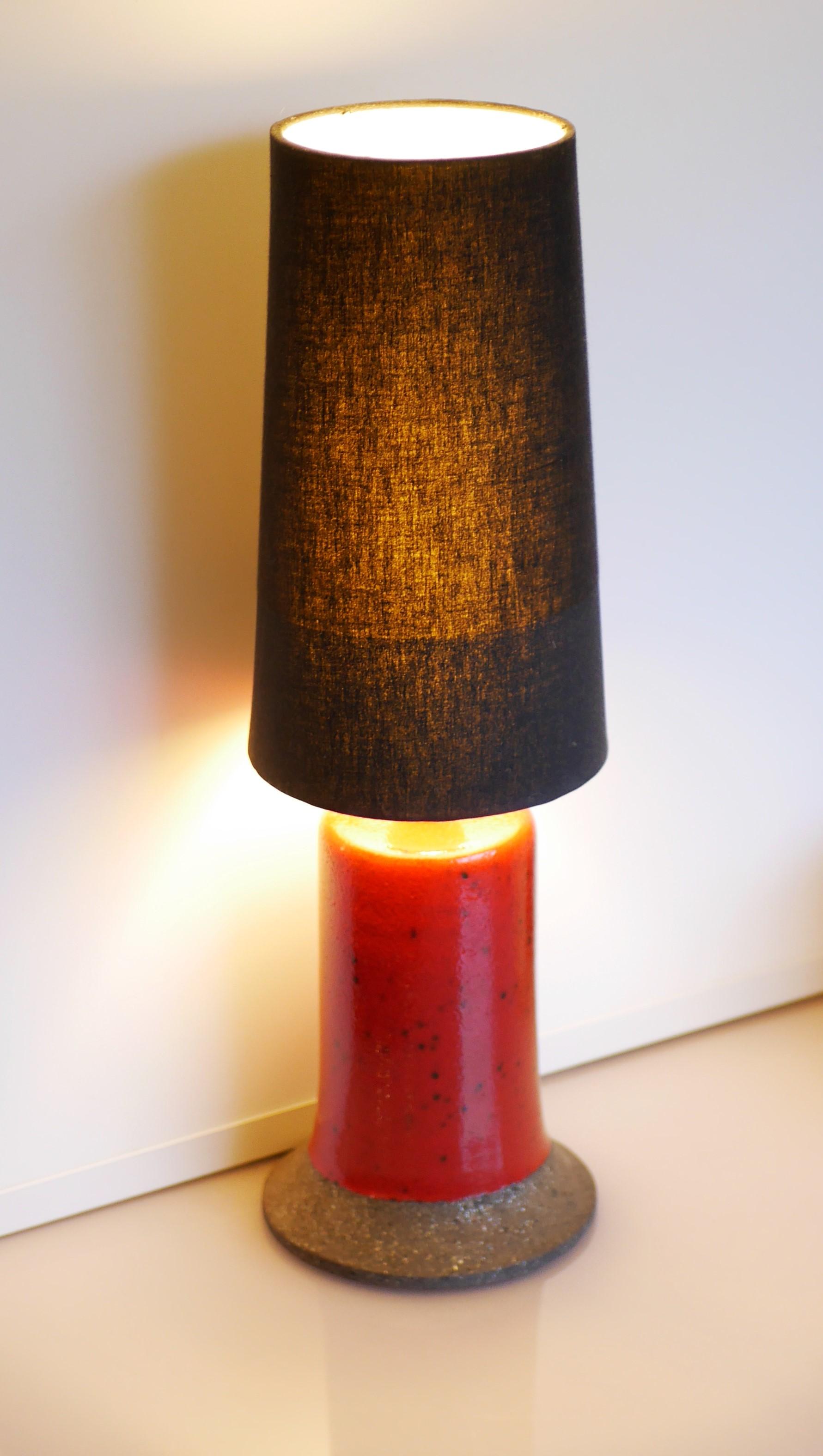 Table lamp by Nittsjö, a bright red pottery lamp By Thomas Hellström For Sale 2