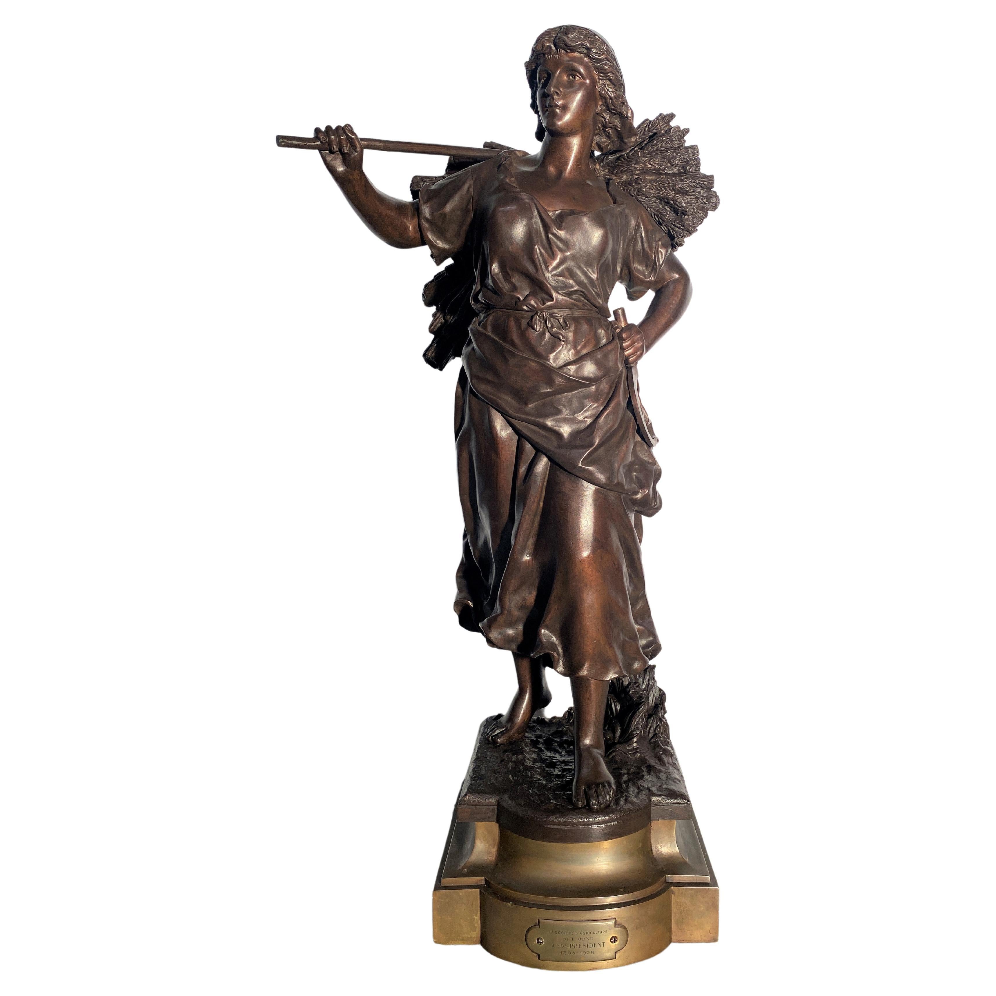 Statue en bronze « La Moissonneuse » par Ernest Rancoulet en vente