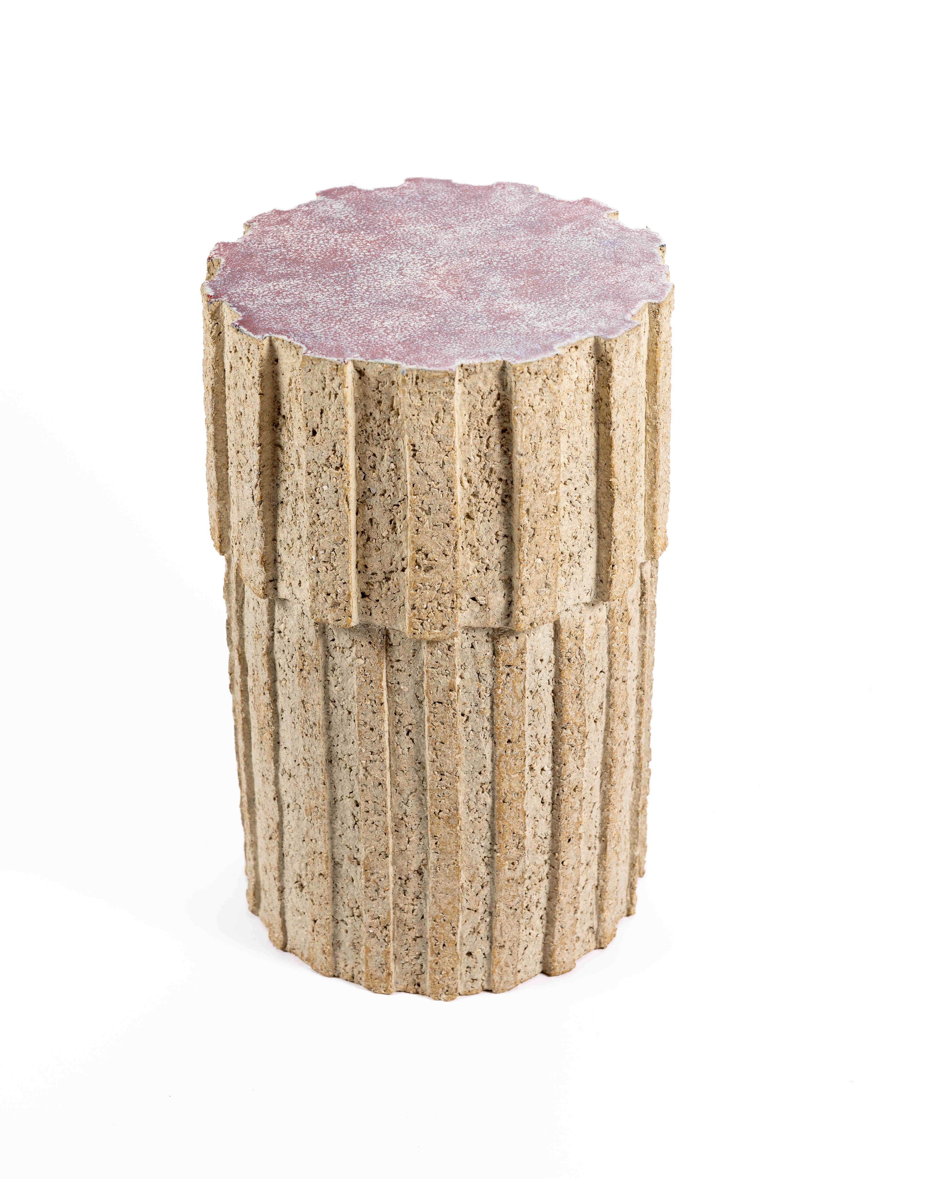 Contemporary « Ostinato » table in raw stoneware with red glazed top by Denis Castaing, 2024 For Sale