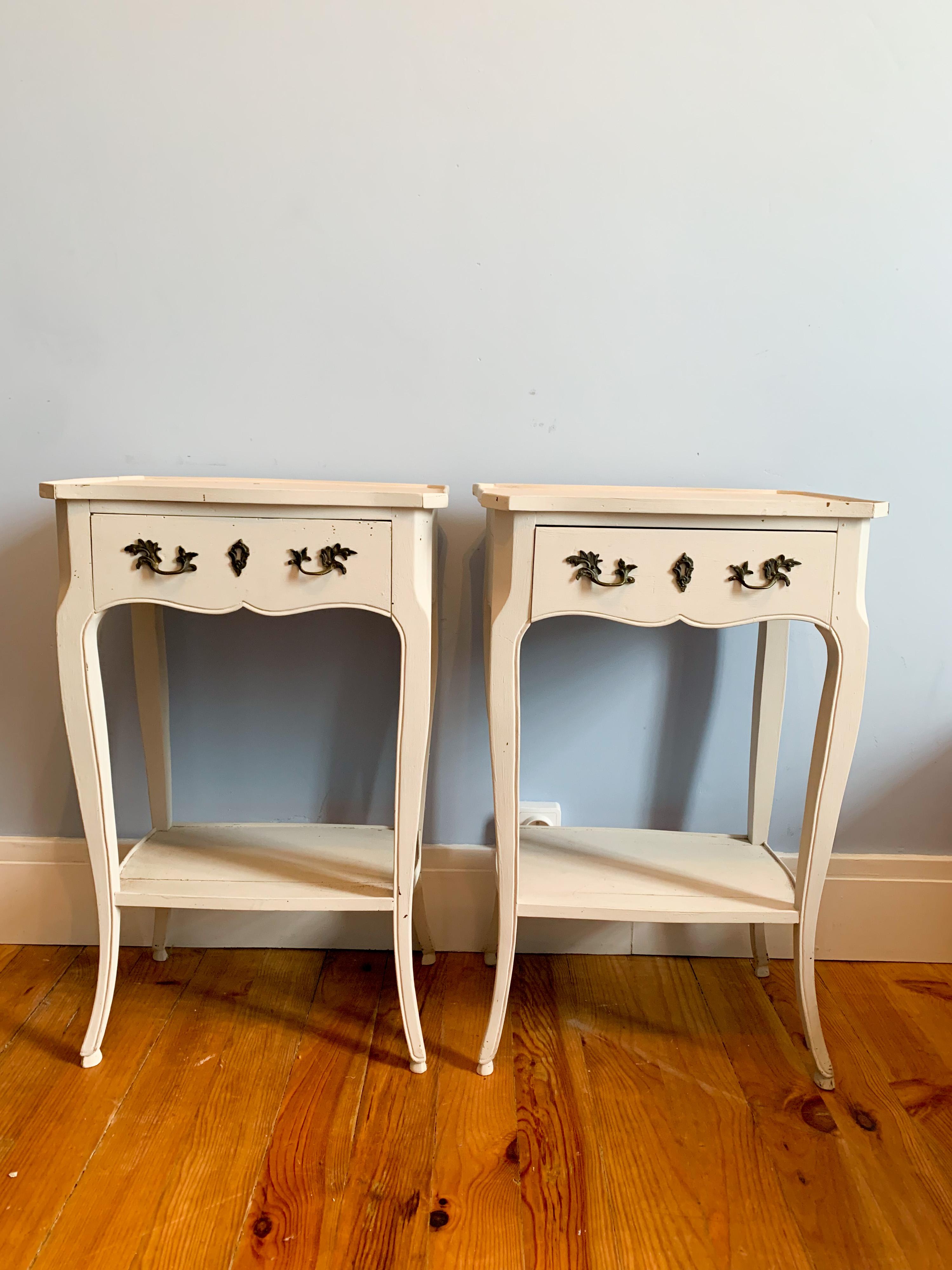 Pair of Nightstands Lacquered Wood Louis XV Style 4