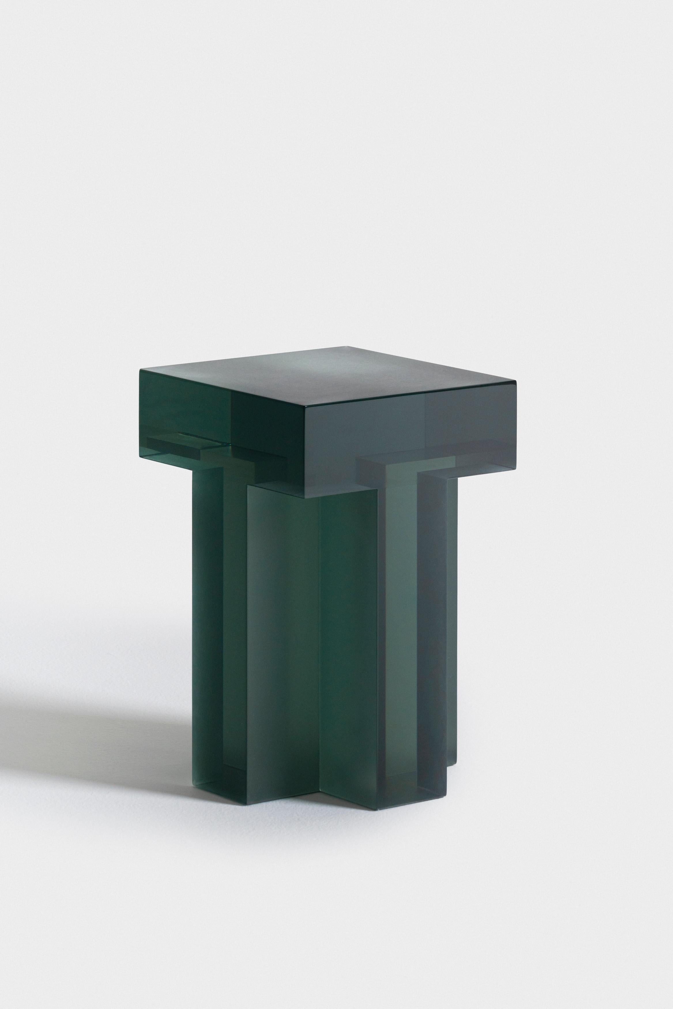 + Stool in resin with matt top and translucent sides by Laurids Gallée In New Condition For Sale In Milano, Lombardia