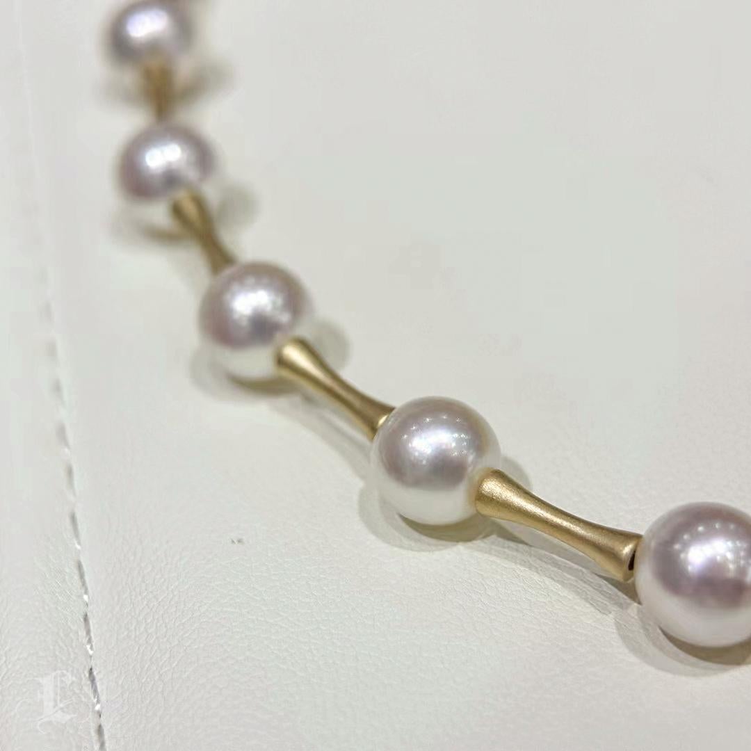 【 Geometría Esculpida】Collar de Perlas Akoya con Barra Lineal de Oro en venta 1