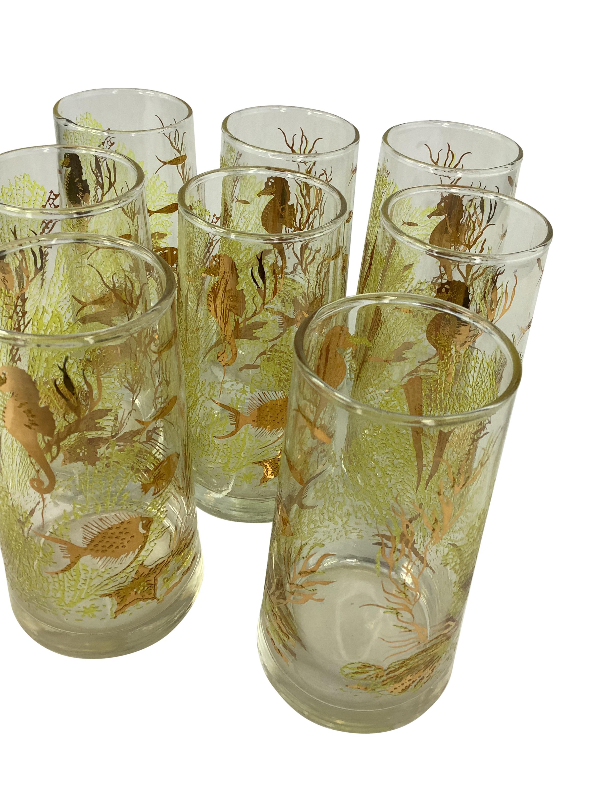 20ième siècle  Lot de 8 verres Highball Vintage Libbey Marine Life avec hippocampes et poissons dorés en vente
