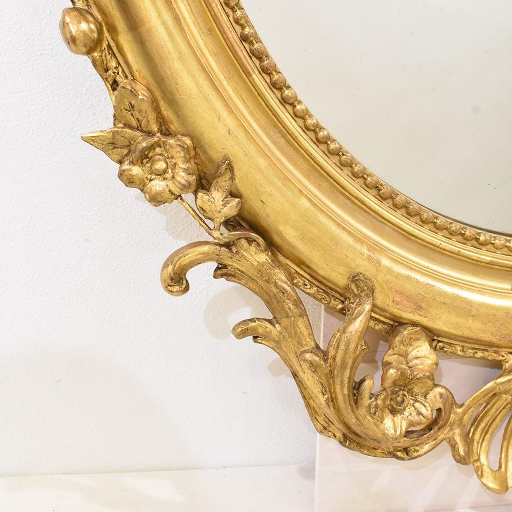 Miroir ovale ancien avec Cimasa et fleurs, doré à l'or pur, 19e siècle. Bon état - En vente à Breganze, VI