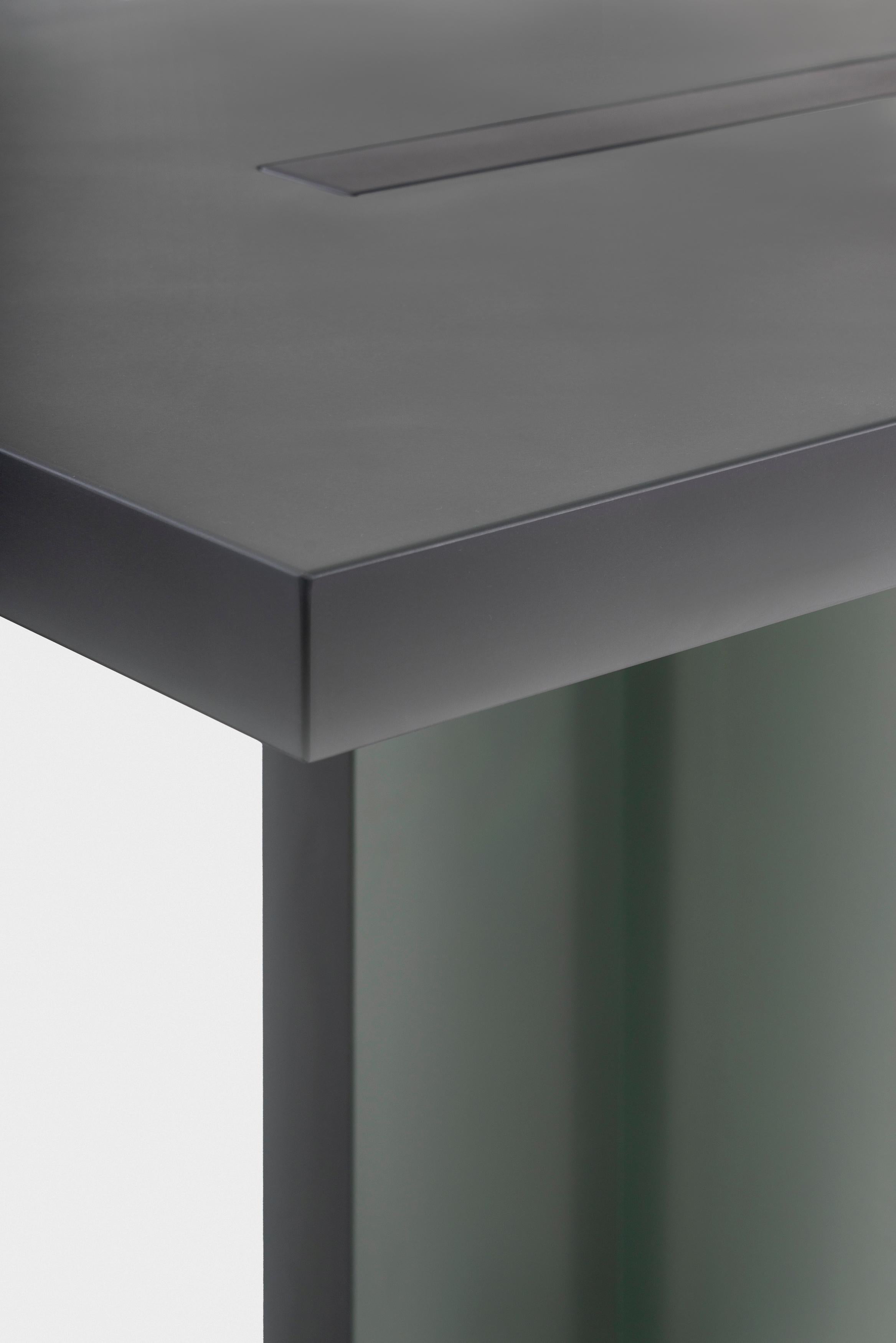 Mesa ++, Mesa de comedor de resina de Laurids Gallée Vaciado en venta
