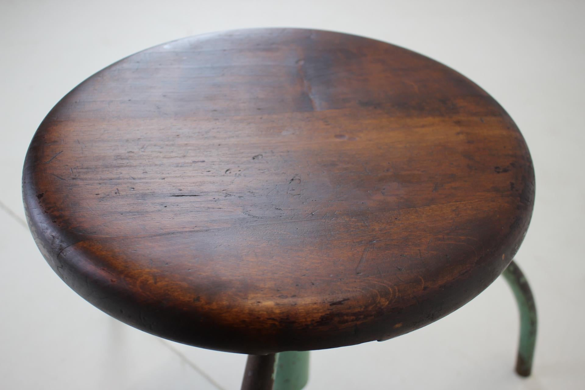 Mid-20th Century Vintage Adjustable Industrial Stool with Patina, 1950s