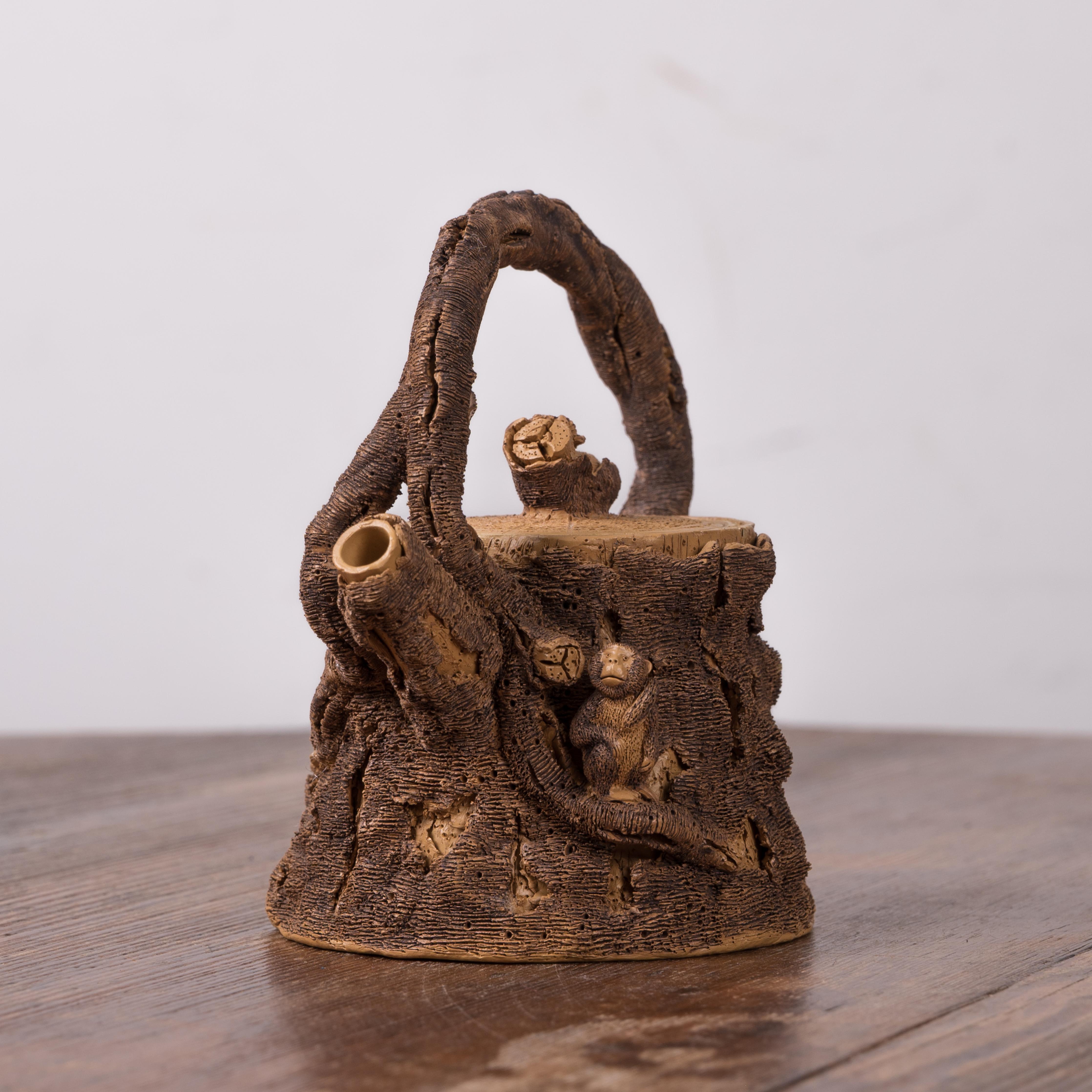 Mid-20th Century 陳泰源 Yixing Zisha ‘Tree Stump' Tea Pot For Sale