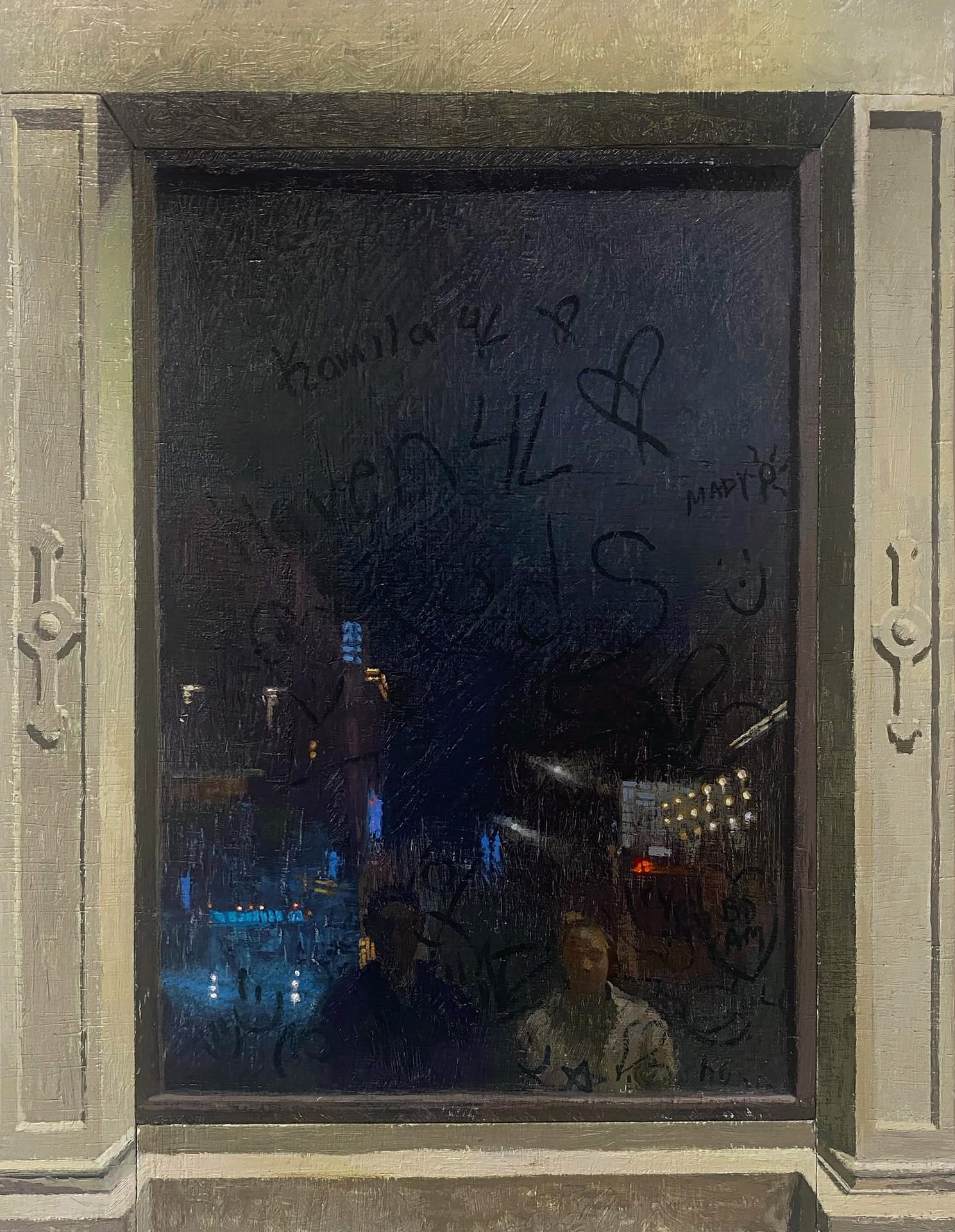 Brad Davis' "Noumena" (2024) ist ein fesselndes Gemälde in Öl auf Holztafel, gerahmt in den Maßen 34 x 26 Zoll, das ein einzigartiges Zusammenspiel zwischen einer realen Frau und einer skulpturalen Büste zeigt. Das Gemälde misst 32 x 24 Zoll und