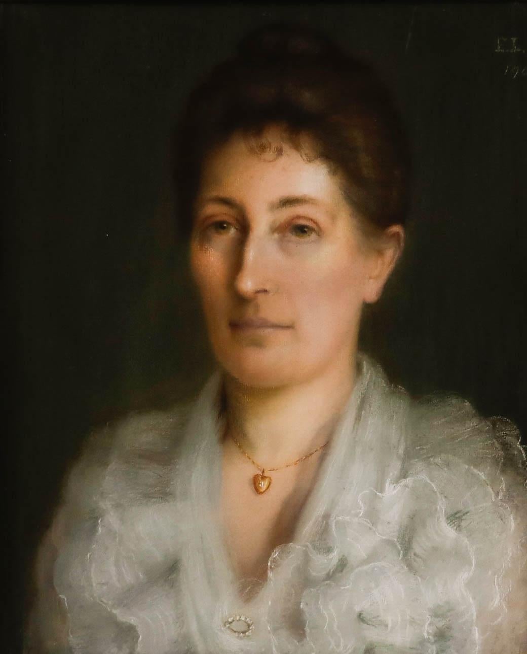 E. L.  - English School 1901 Pastell, Dame mit The Heart Shaped Locket – Art von Unknown