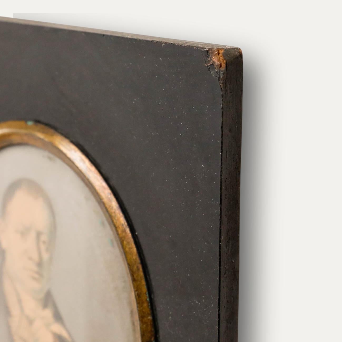 Miniature Early 19th Century Watercolour - Portrait of a Gentleman For Sale 3