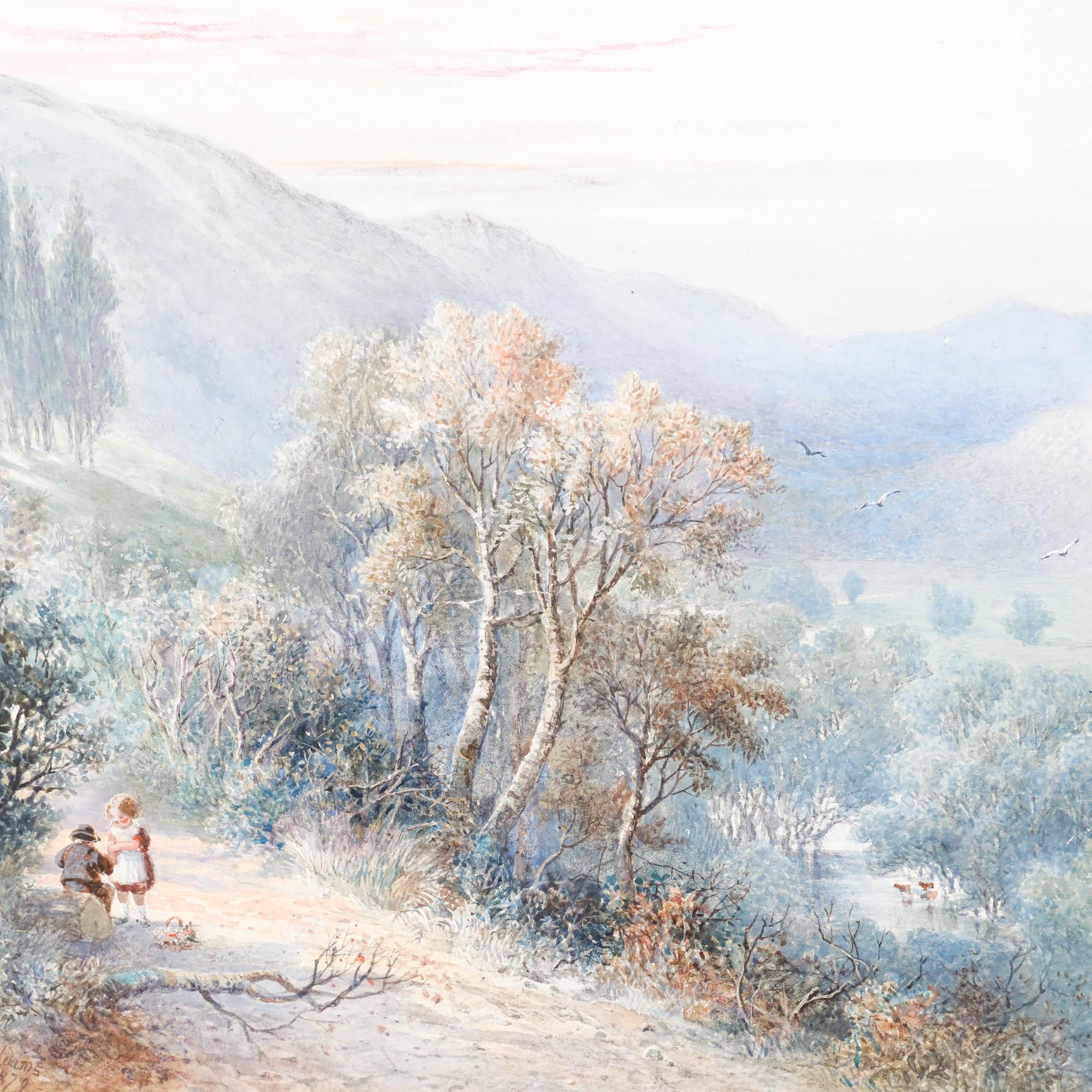 Questo incantevole paesaggio dell'artista Albert George Adams (nato nel 1854-1887) raffigura una serena vallata con Roll & Hill e montagne che si estendono in lontananza, mentre dei bambini giocano sotto un cielo morbido e vaporoso. Senza segno.