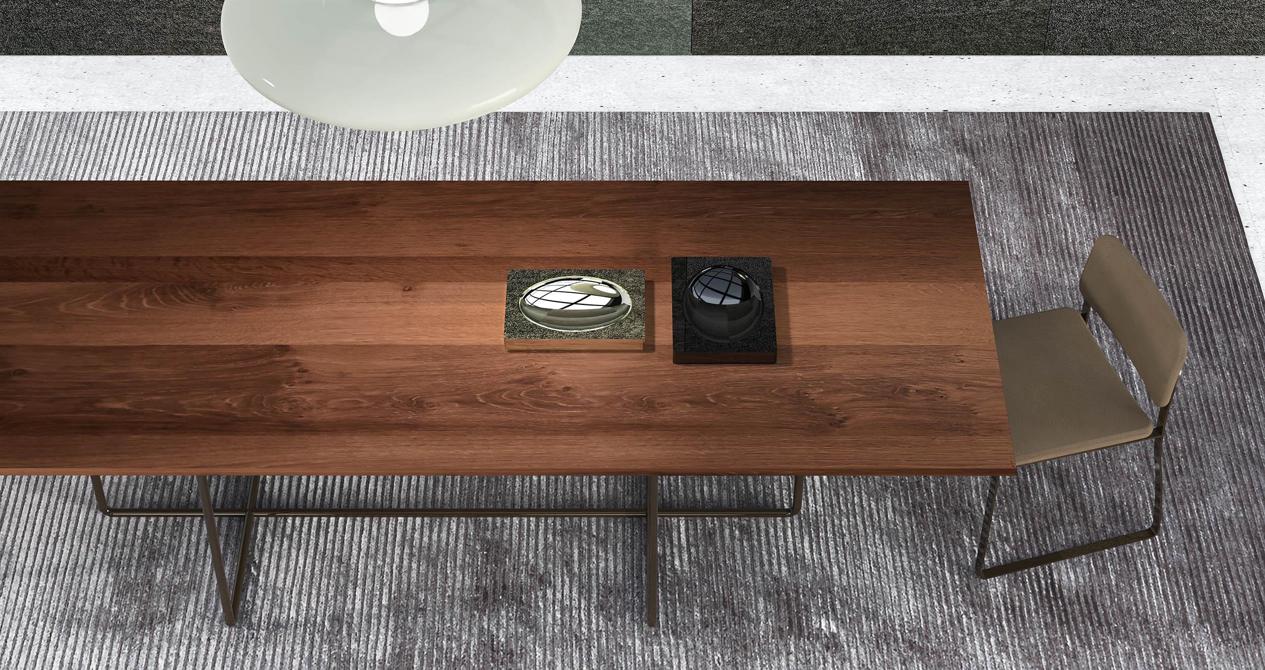 italien Table de salle à manger en bois 002.09 XP par spHaus en vente