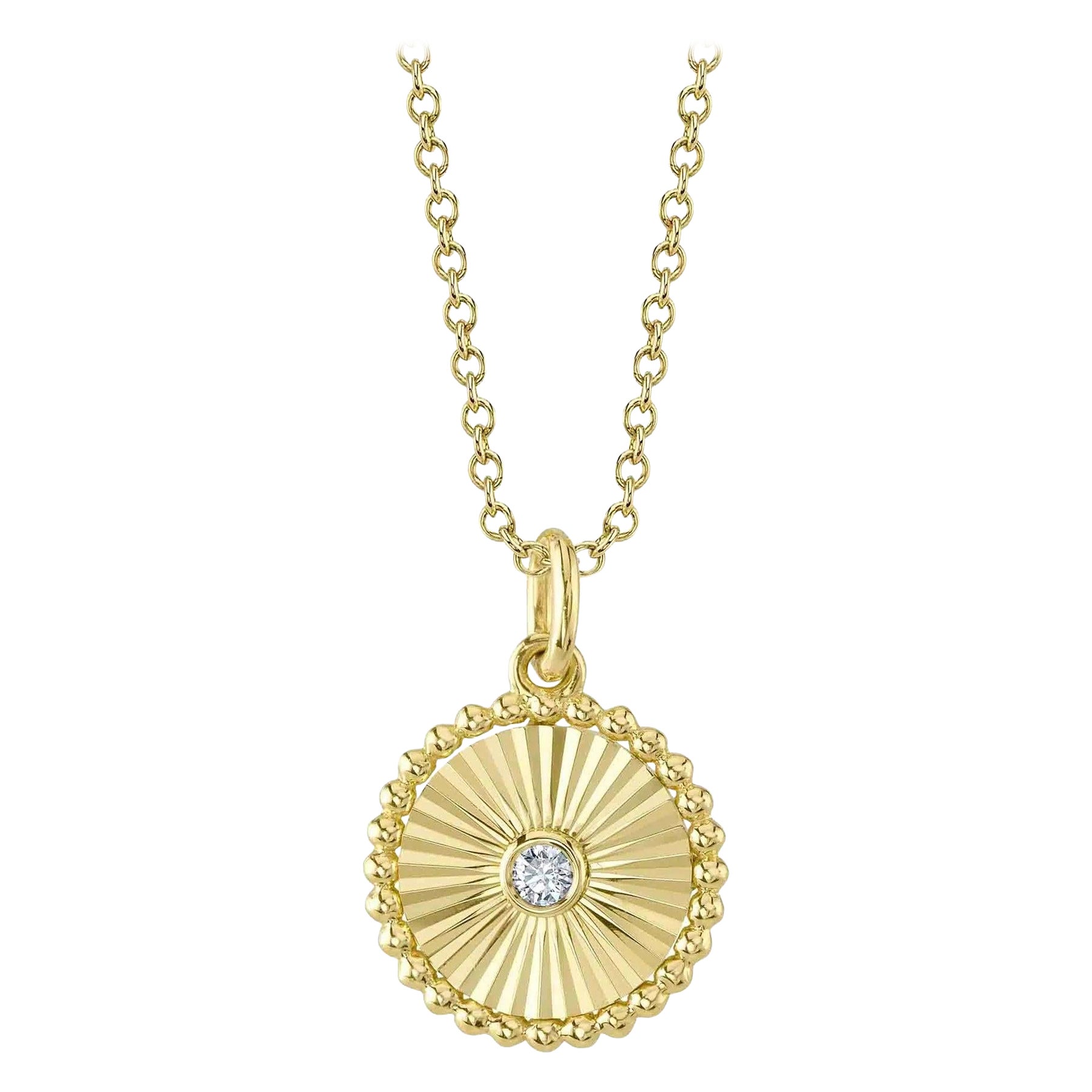 0.02ct Round Brilliant Cut Diamond Fluted Circle Necklace en venta