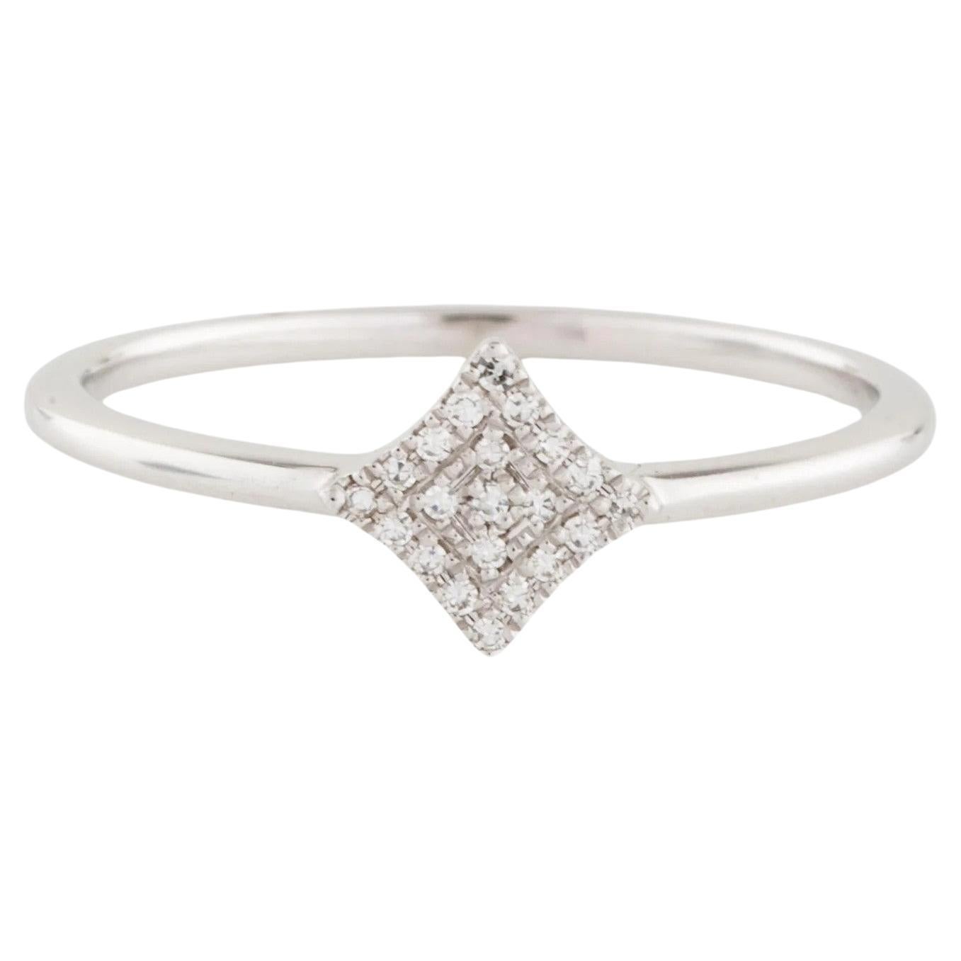 Bague fantaisie étoile en or blanc avec diamants de 0.04 carat