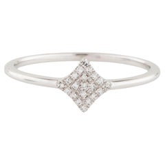 0.04 Carat Diamond Star Cluster White Gold Fashion Ring