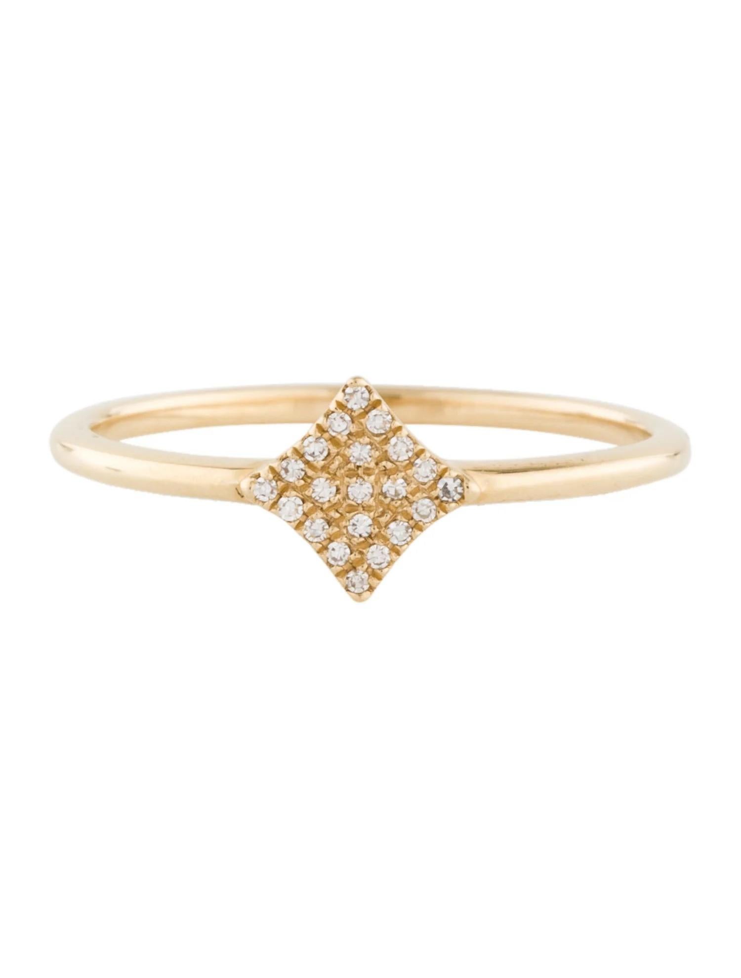 Taille ronde Bague à la mode en or jaune avec étoile de diamants de 0.04 carat en vente
