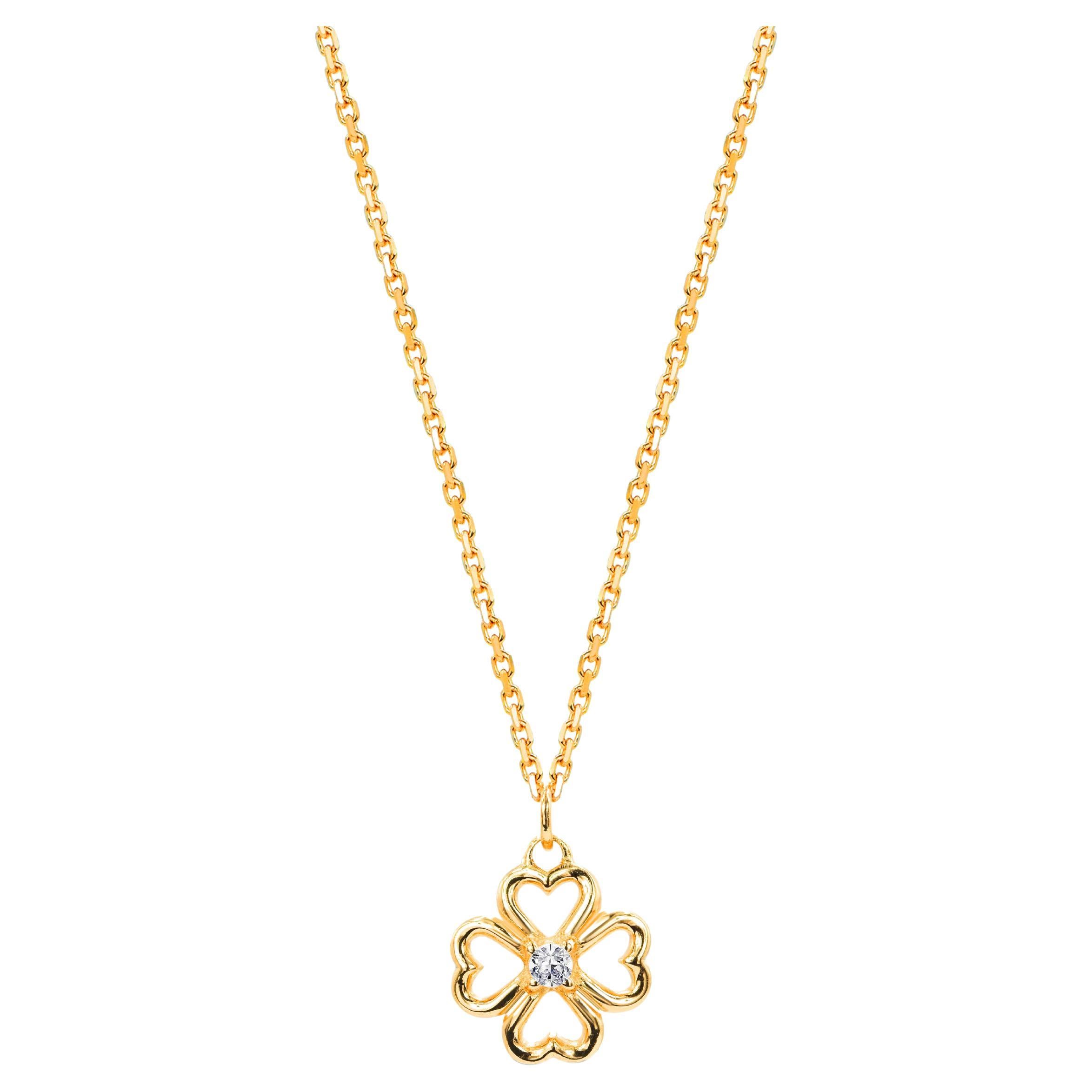 0.04ct Diamond Clover Necklace in 14k Gold For Sale