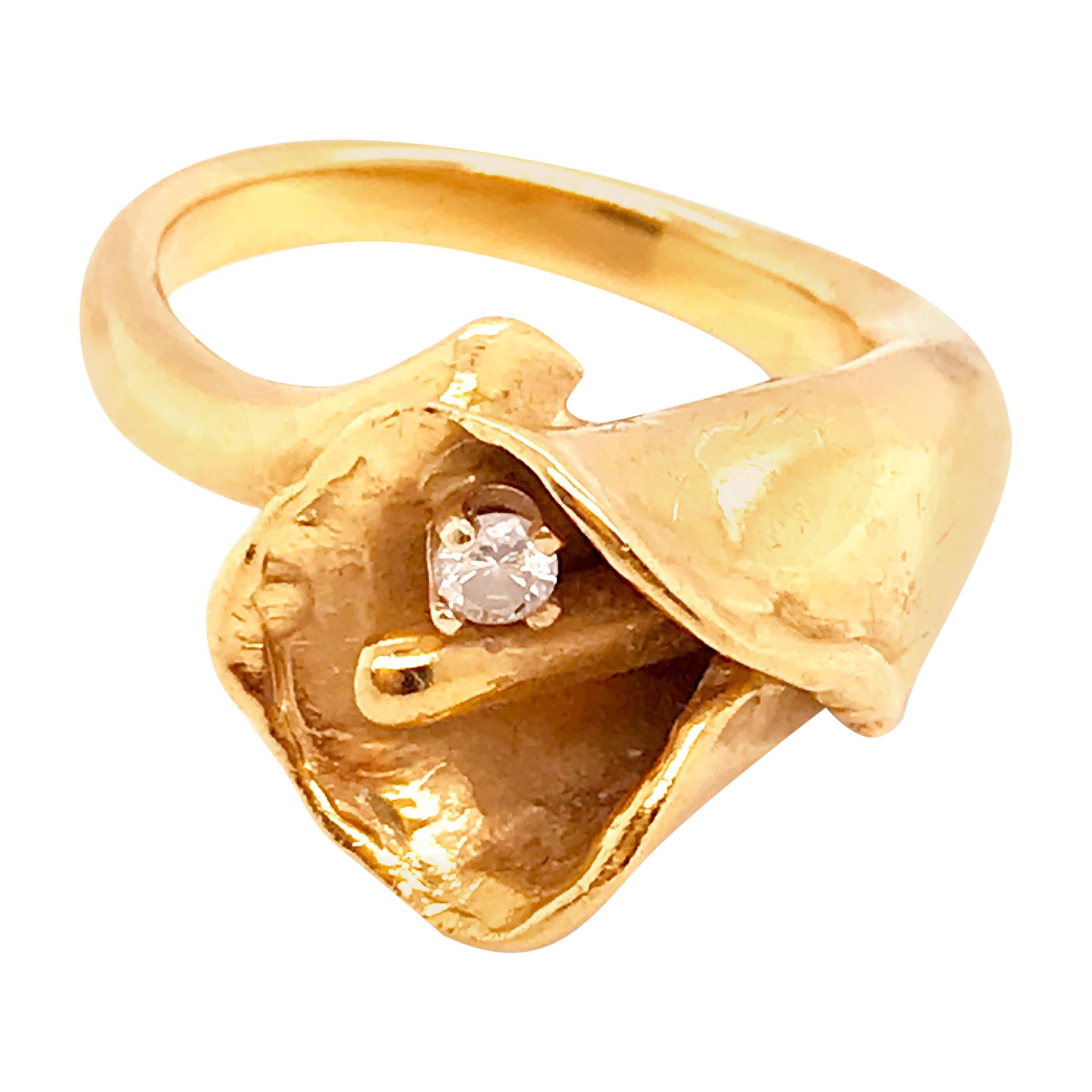 0.05 Carat Diamond Tulip Handmade Custom Estate Ring in 14 Karat Gold-1950’s For Sale