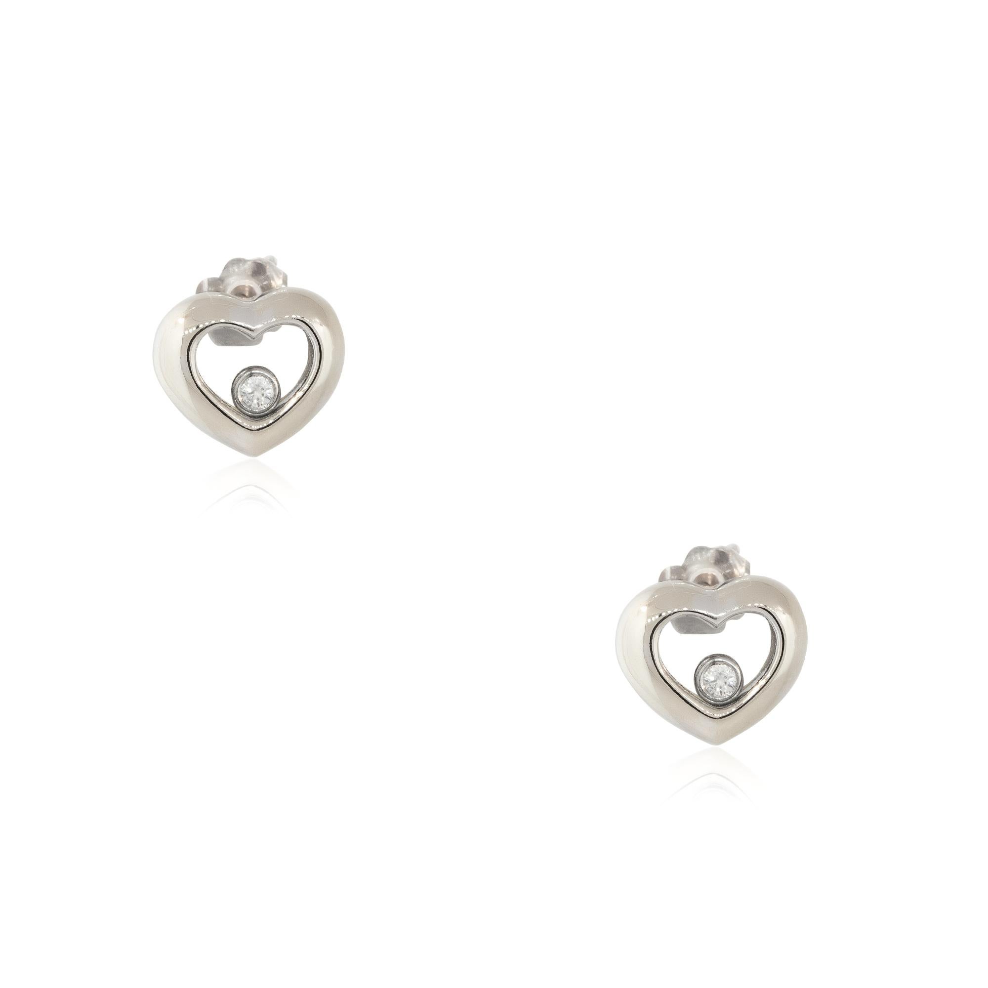 0,05 Karat schwebende herzförmige Diamant-Ohrringe 18 Karat auf Lager im Zustand „Hervorragend“ im Angebot in Boca Raton, FL