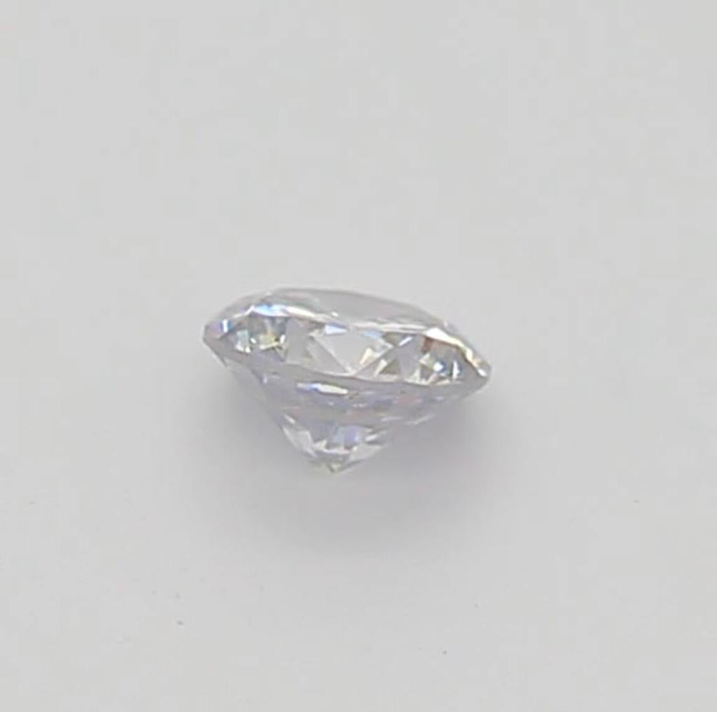 0.05 Carat Light Bluish Gray Round Shaped Diamond VS2 Clarity CGL Certified For Sale 3