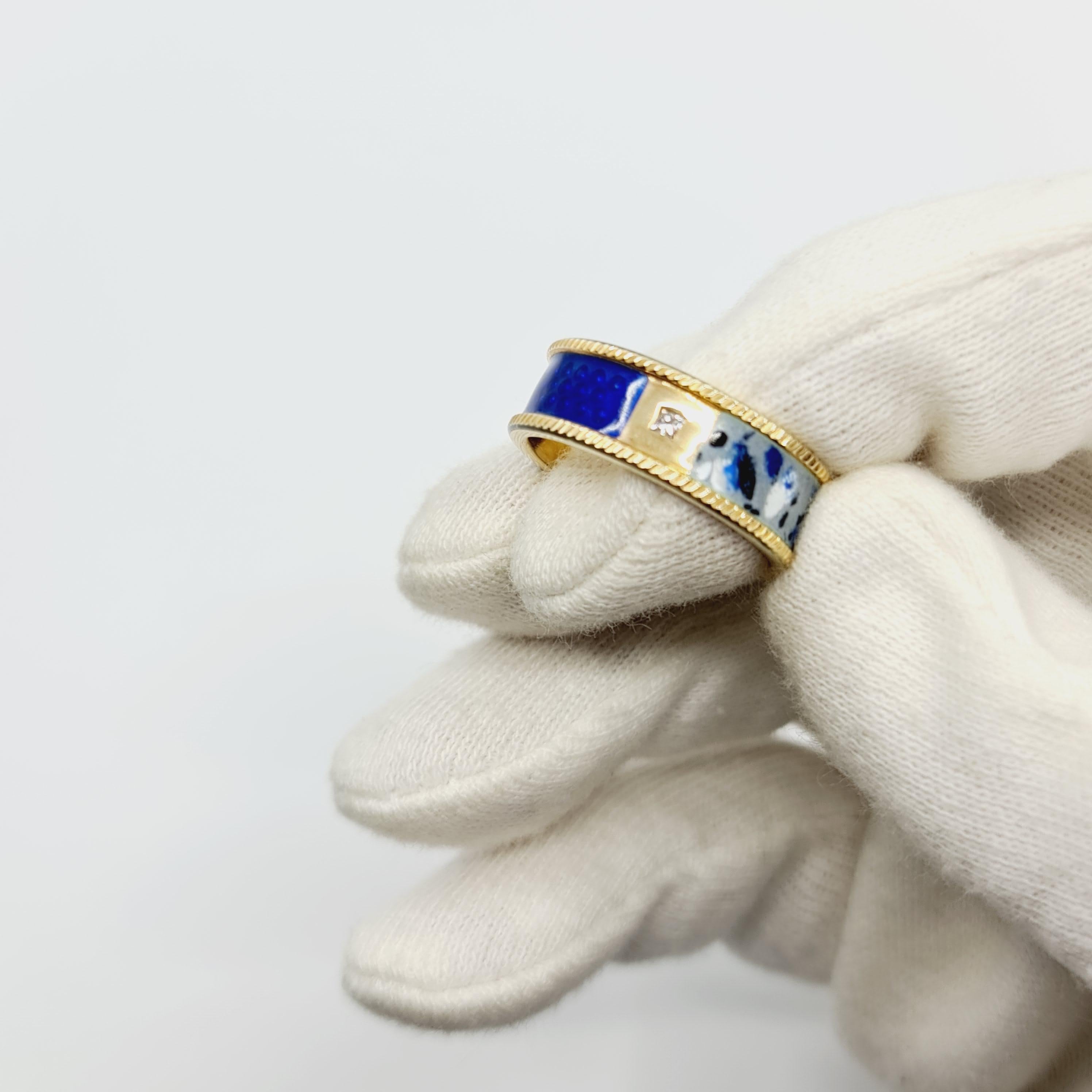 0.05 Carat Princess Cut Diamond Ring G/IF 14k Gold, Blue/Grey/White Enamel For Sale 5