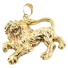 0.05ctw Diamond Lion Pendant In Yellow Gold