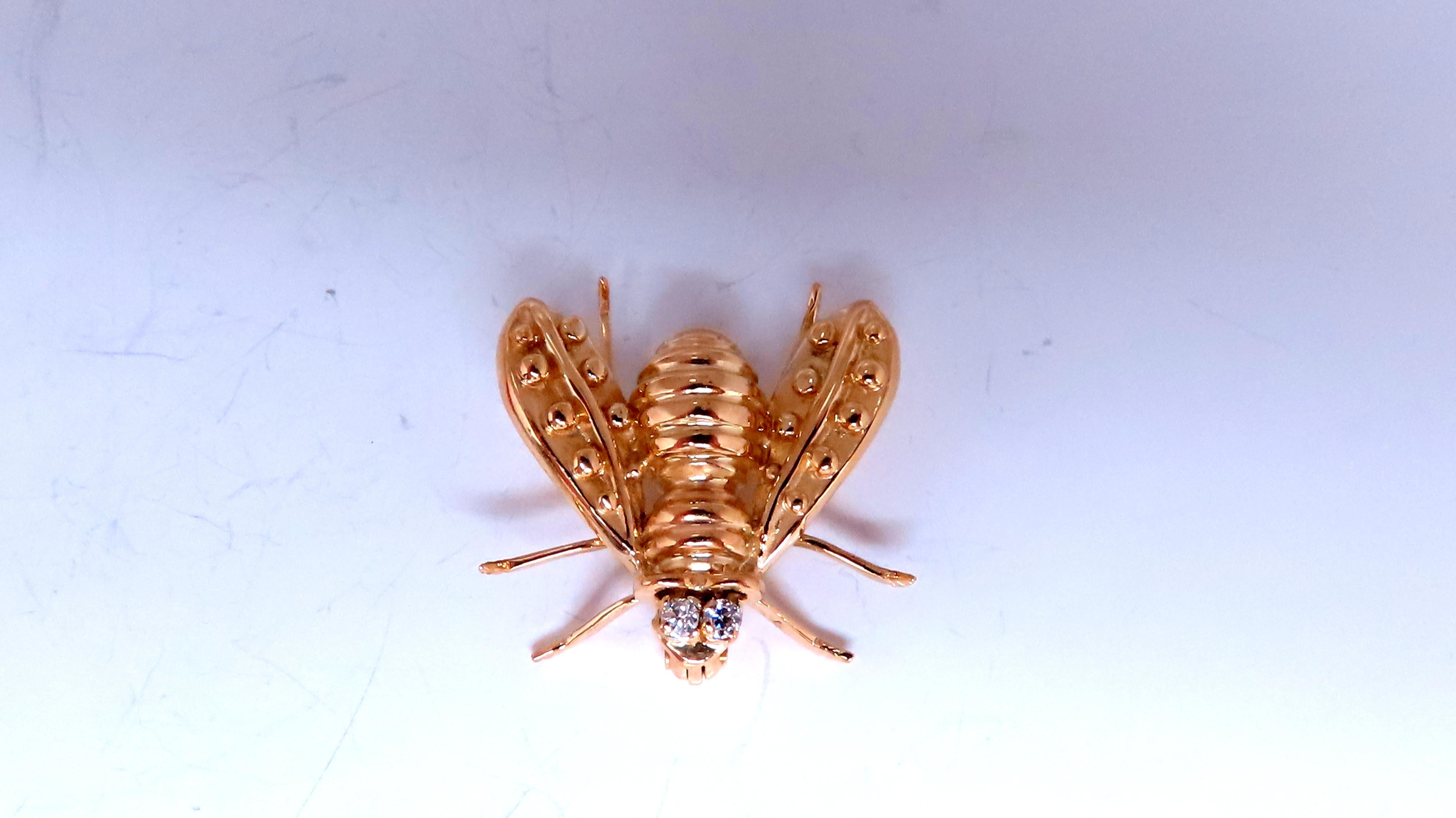 Contemporary 0.06ct natural diamonds 3D Still Life Honey Bee 14kt Gold 12565 For Sale