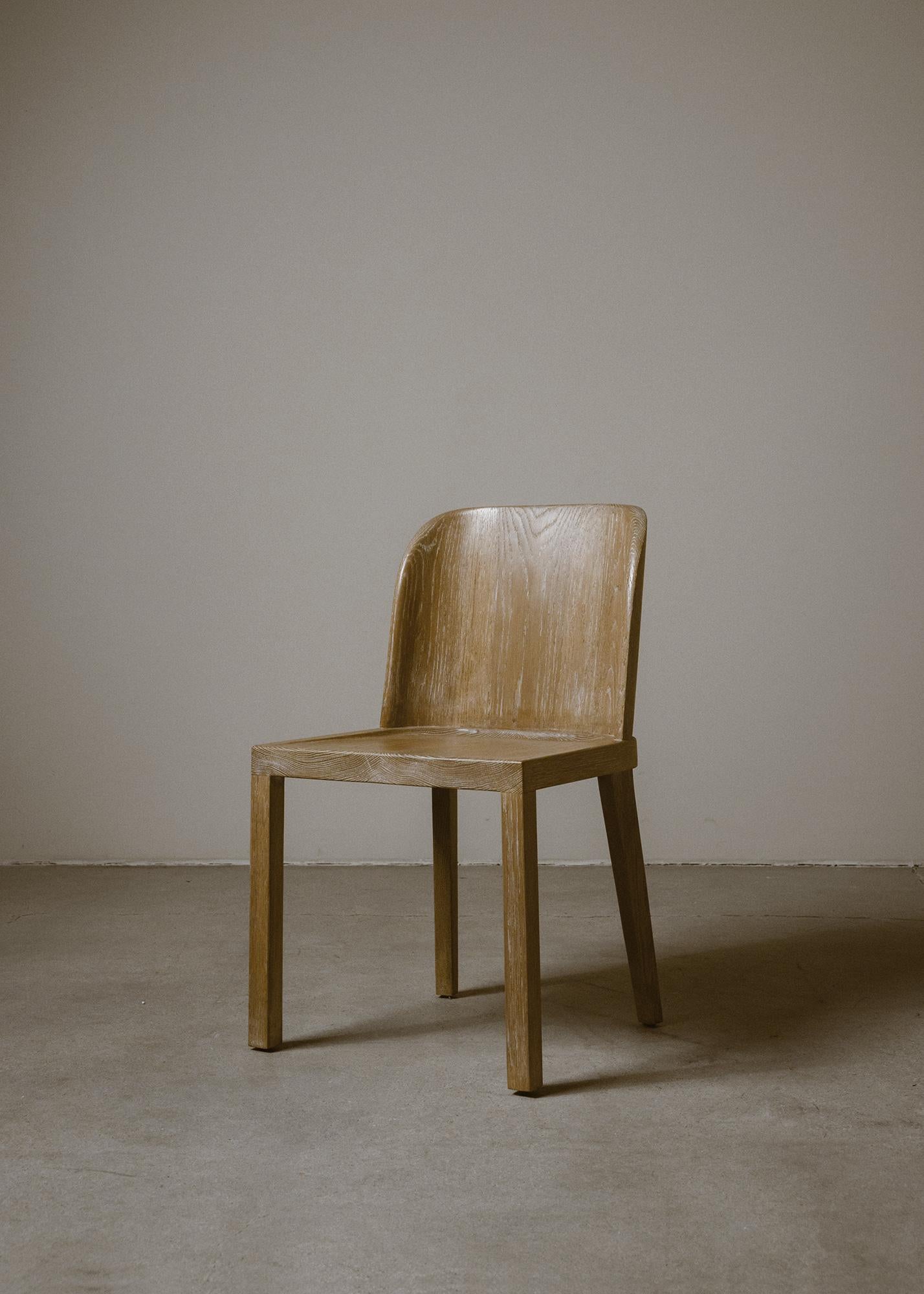 THE FOREVER CHAIR

The Sovereign chair is designed with the intention of fostering effortless conversation and providing enduring comfort, rooted in a classic design that will stand the test of time. Its organic, curved bentwood seat back