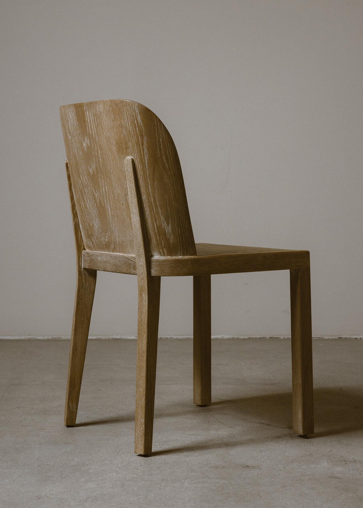 009 Sovereign Chair In New Condition For Sale In Westlake Village, CA