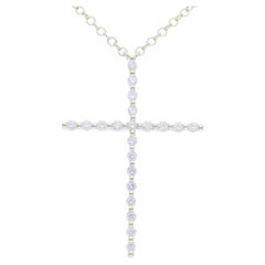 Collier croix en or jaune 18 carats et diamants 0,1 carat