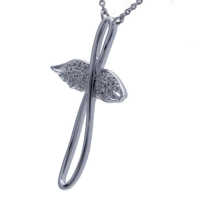 Round Cut 0.1 Carat Diamonds in 14K White Gold  Butterfly Cross Necklace For Sale