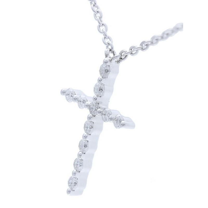 Round Cut 0.1 Carat Diamonds Necklace in 14K White Gold Cross  For Sale