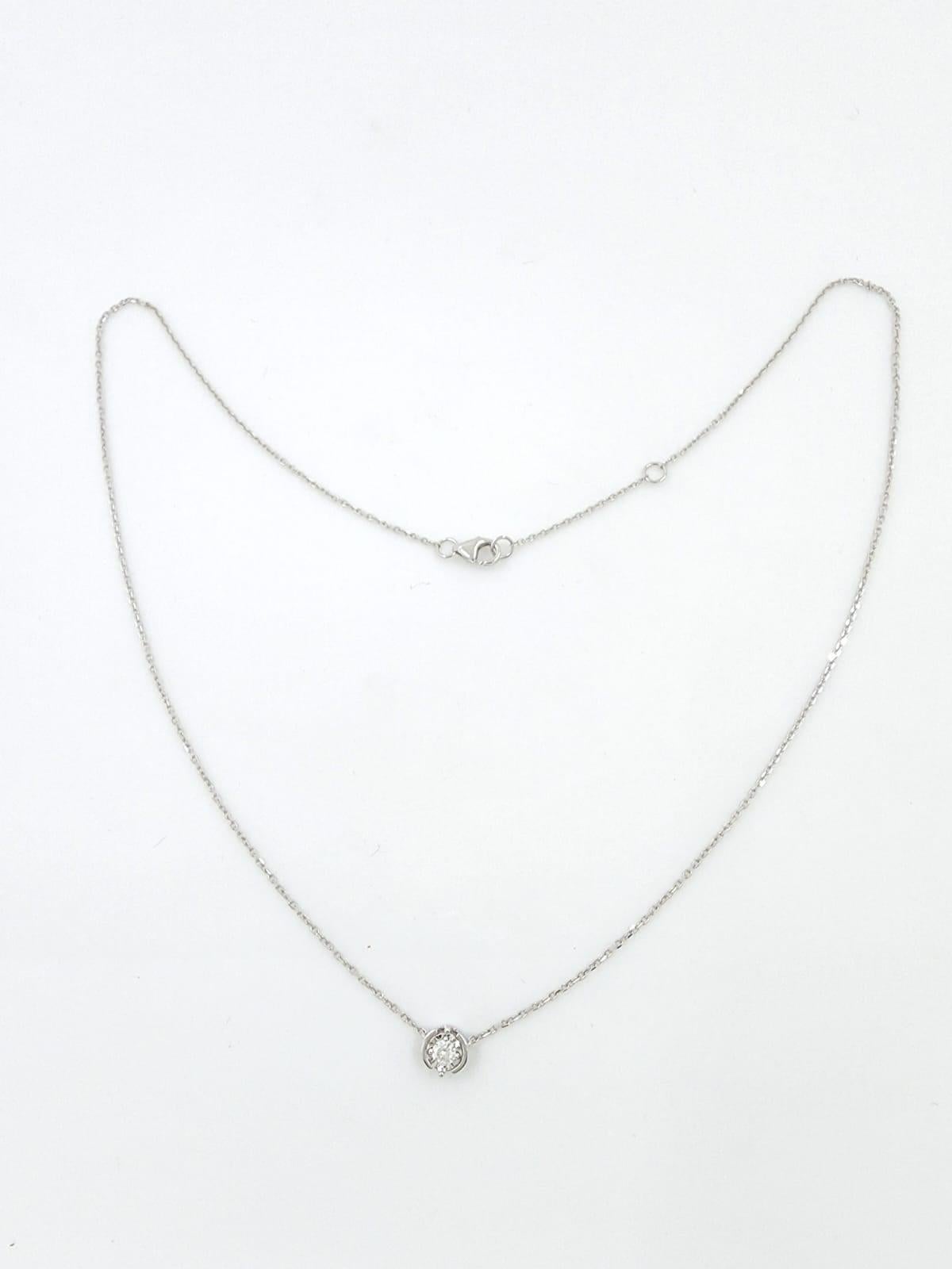 Round Cut 0.10 Carat Diamond Necklace in 14 Karat White Gold For Sale