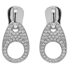 Boucles d'oreilles en or blanc avec diamants blancs de 0,10 carat