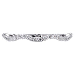 0,10 CTW Diamant-Wellenring aus 14K Gold, SI+ gewölbtes Pavéband