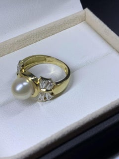 0.10ct Diamond chunky pearl solitaire engagement ring in 18ct yellow gold