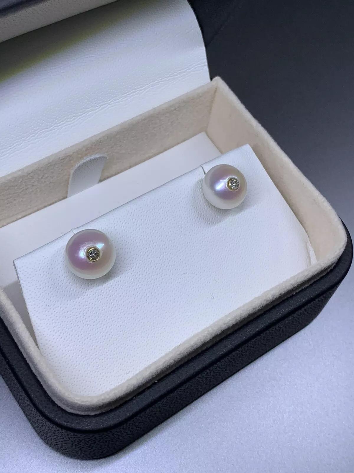 Taglio rotondo Orecchini con perle coltivate grandi con diamante da 0,10 ct. in oro giallo 18 ct. in vendita