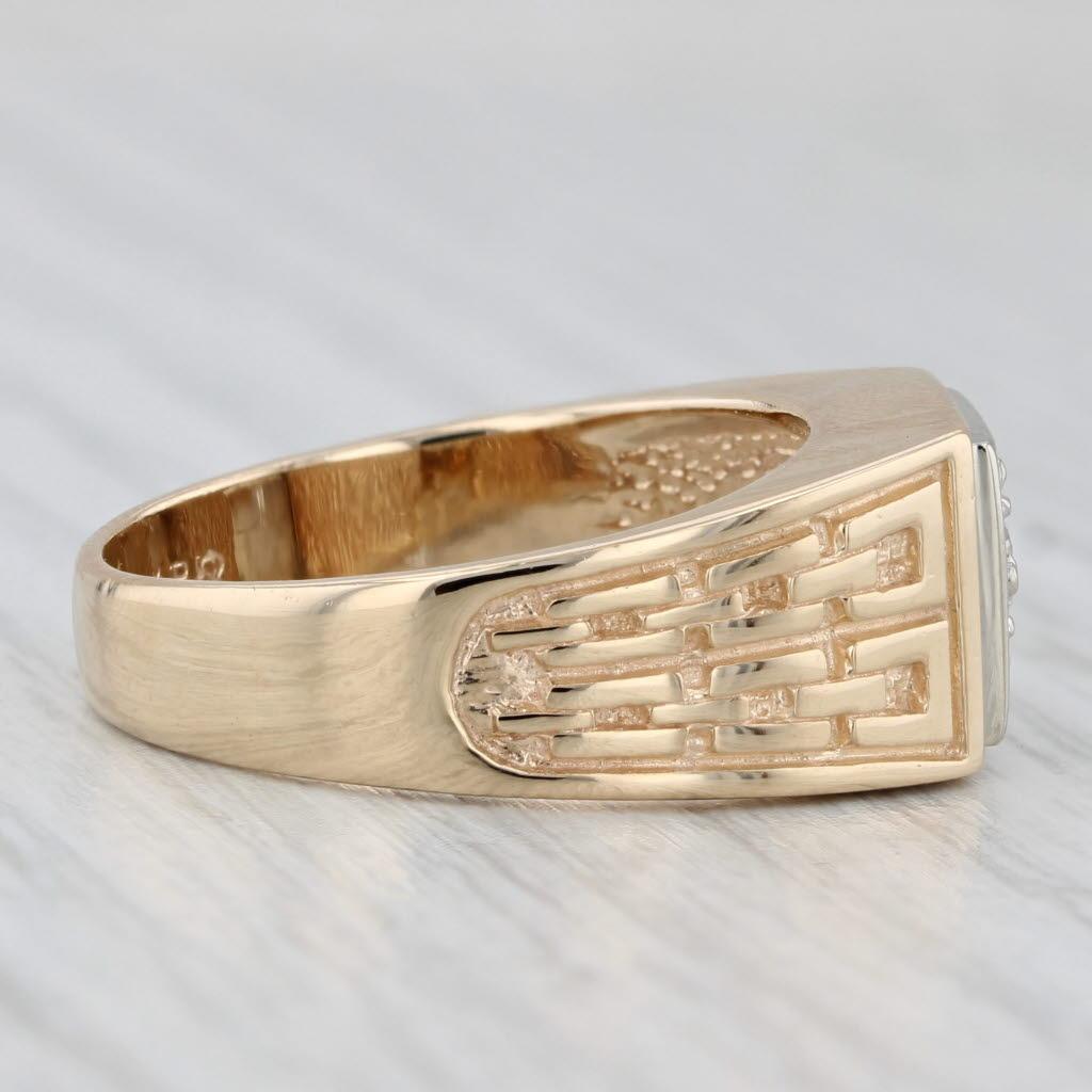 Gemstone Information:
- Natural Diamond -
Carats - 0.10ct
Cut - Round Brilliant
Color - H - I
Clarity - SI2

Metal: 14k Yellow Gold, White Gold Setting
Weight: 7.9 Grams 
Stamps: 14kp (P is for Plumb for high quality gold)
Face Height: 9.1 mm 
Rise