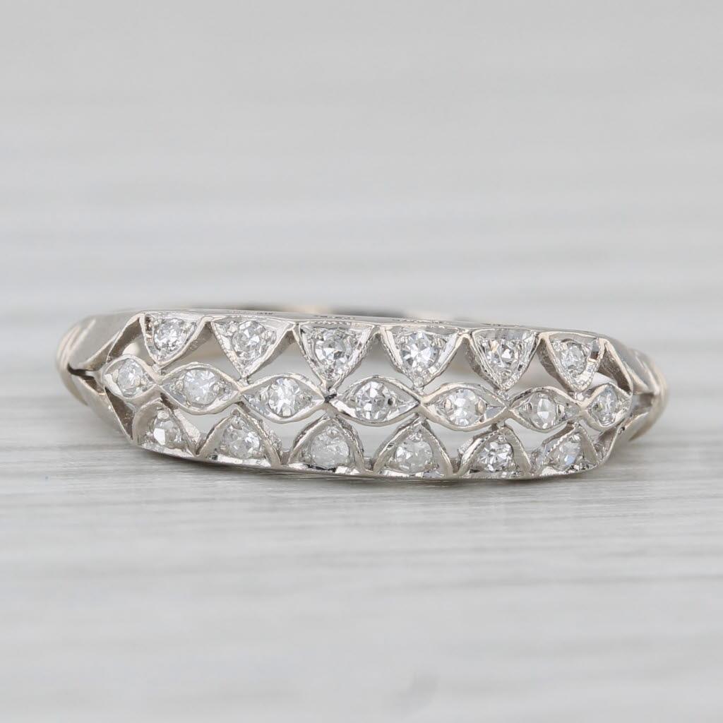 Taglio singolo Anello traforato con diamante da 0,10 ct. 900 in platino, misura 5, impilabile in vendita