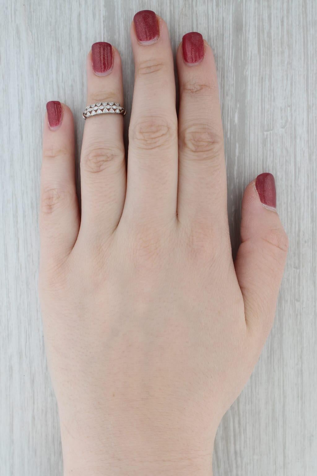 Anello traforato con diamante da 0,10 ct. 900 in platino, misura 5, impilabile in vendita 3